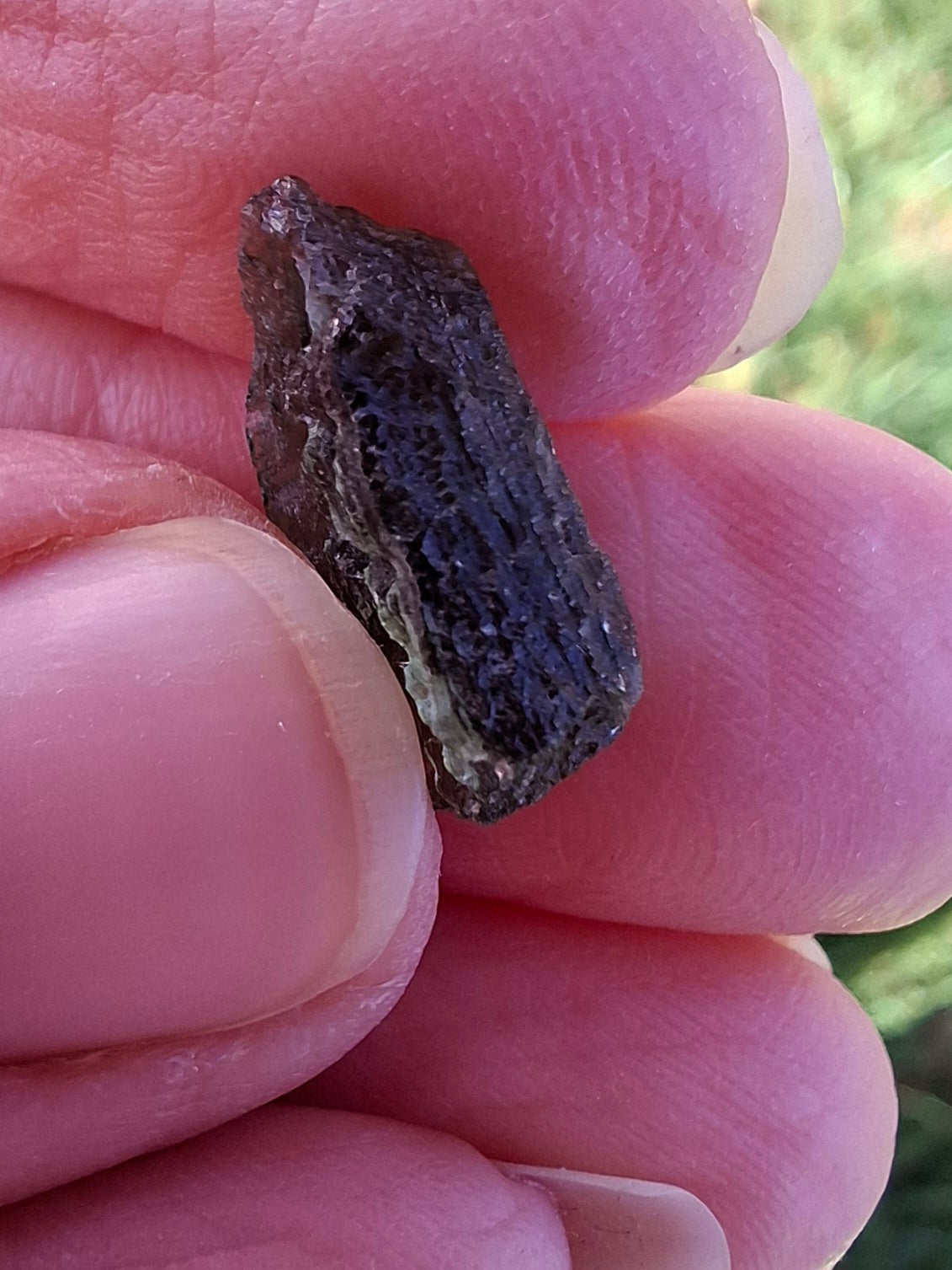 Moldavite Piece, 0.96g, Tektite (Ref: 1330)