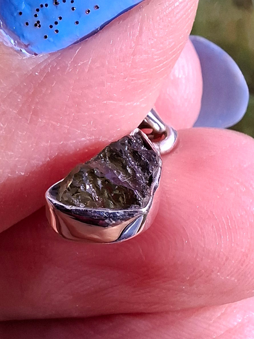 Moldavite Pendant, 925 Silver, Tektite (Ref: P33)