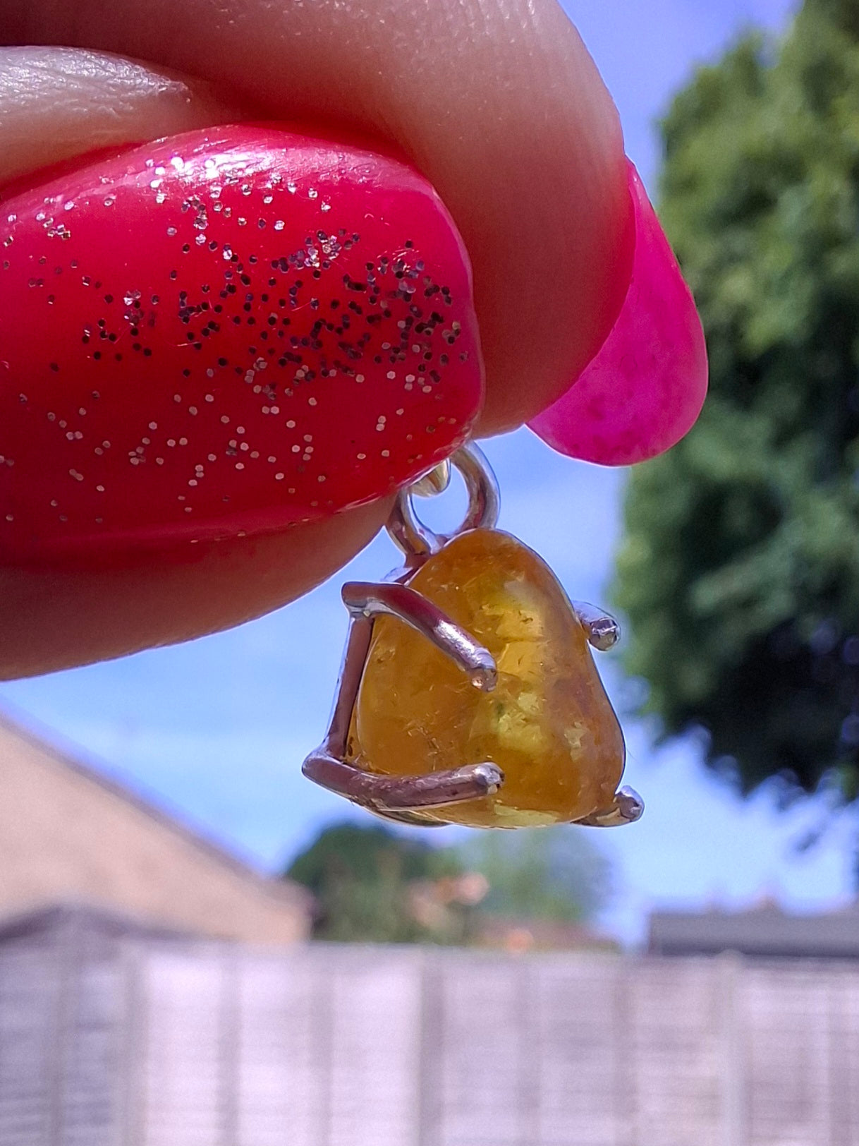 Baltic Amber Pendant, 925 Silver, Fossil (Ref: AP25)