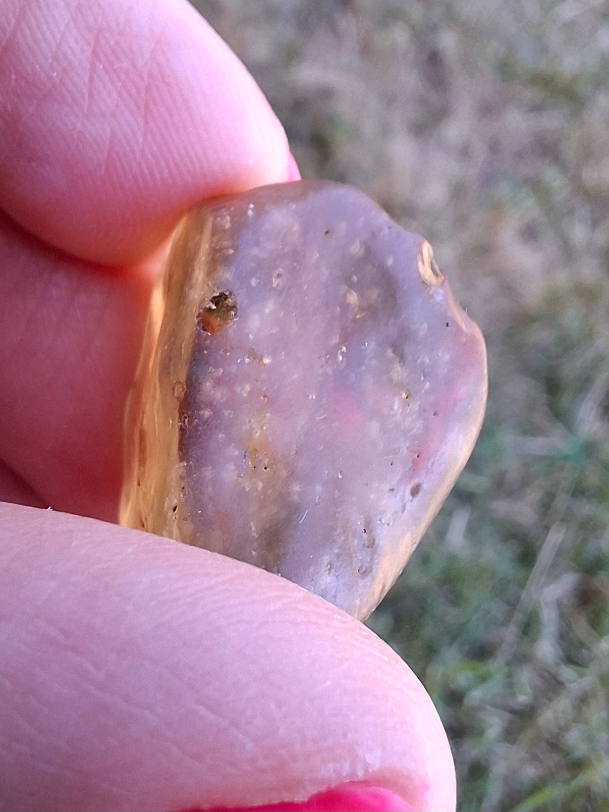 Libyan Desert Glass (darker) Piece, 6.82g, Tektite (Ref: L1365)