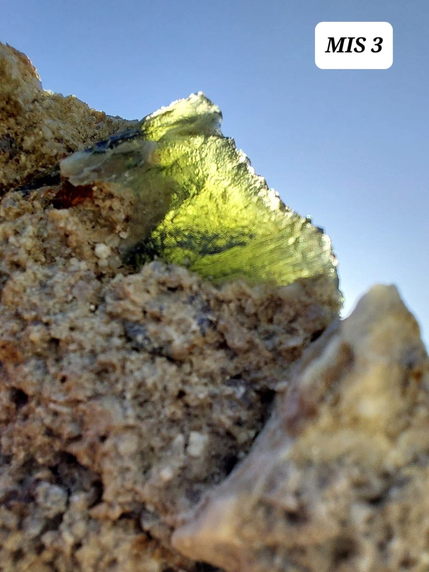 Moldavite In-Situ (in matrix), Besednice, Est- 3g, Tektite (Ref: MIS3)