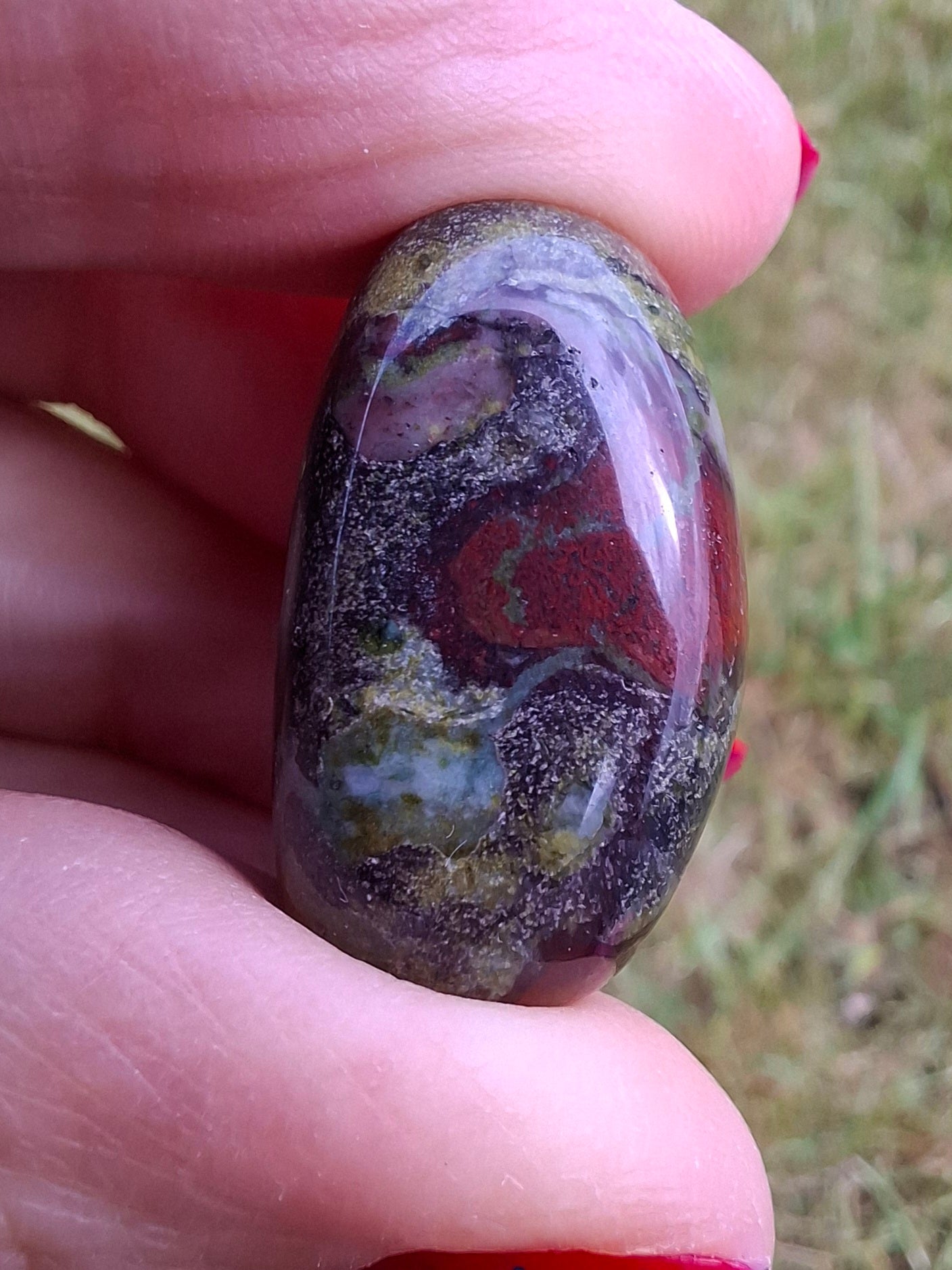 Dragons Blood Jasper, Tumble Stone, Crystal (Ref: T112)