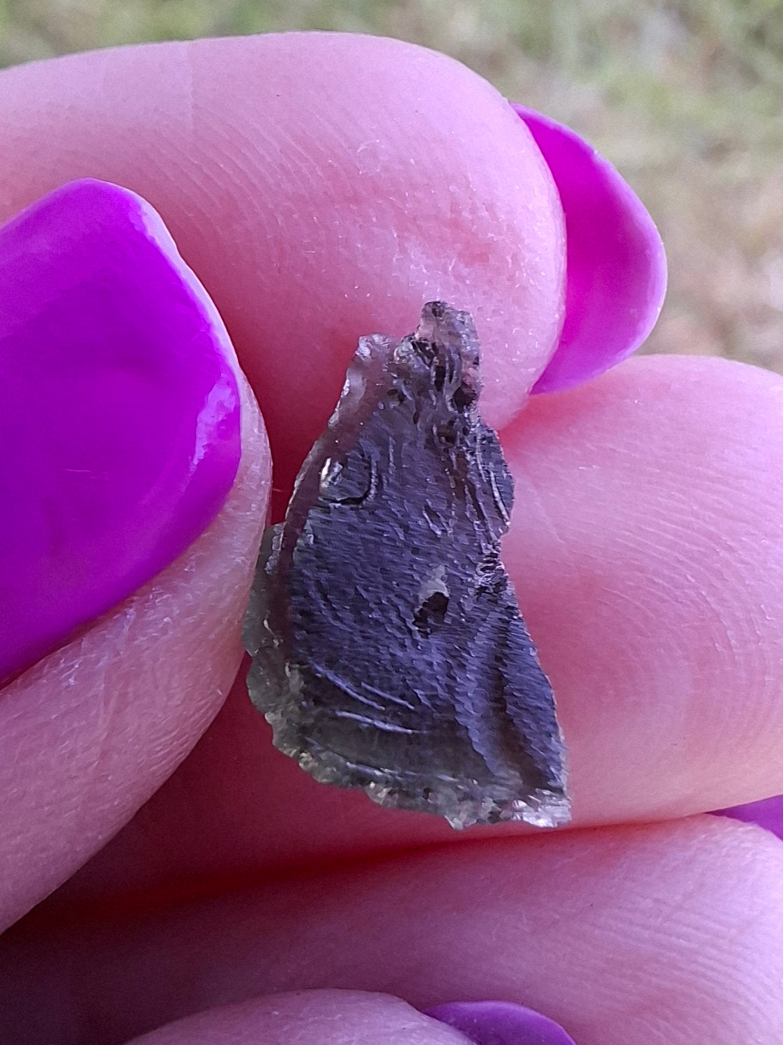 Moldavite Piece, 0.82g, Tektite (Ref: 1456)