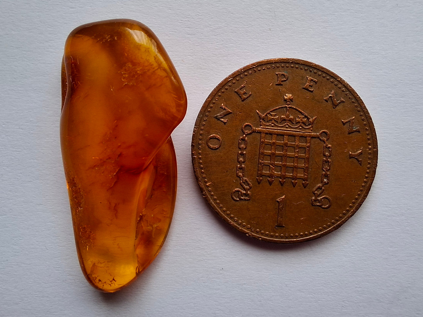 Baltic Amber, 1.48g, Fossil (Ref: A221)