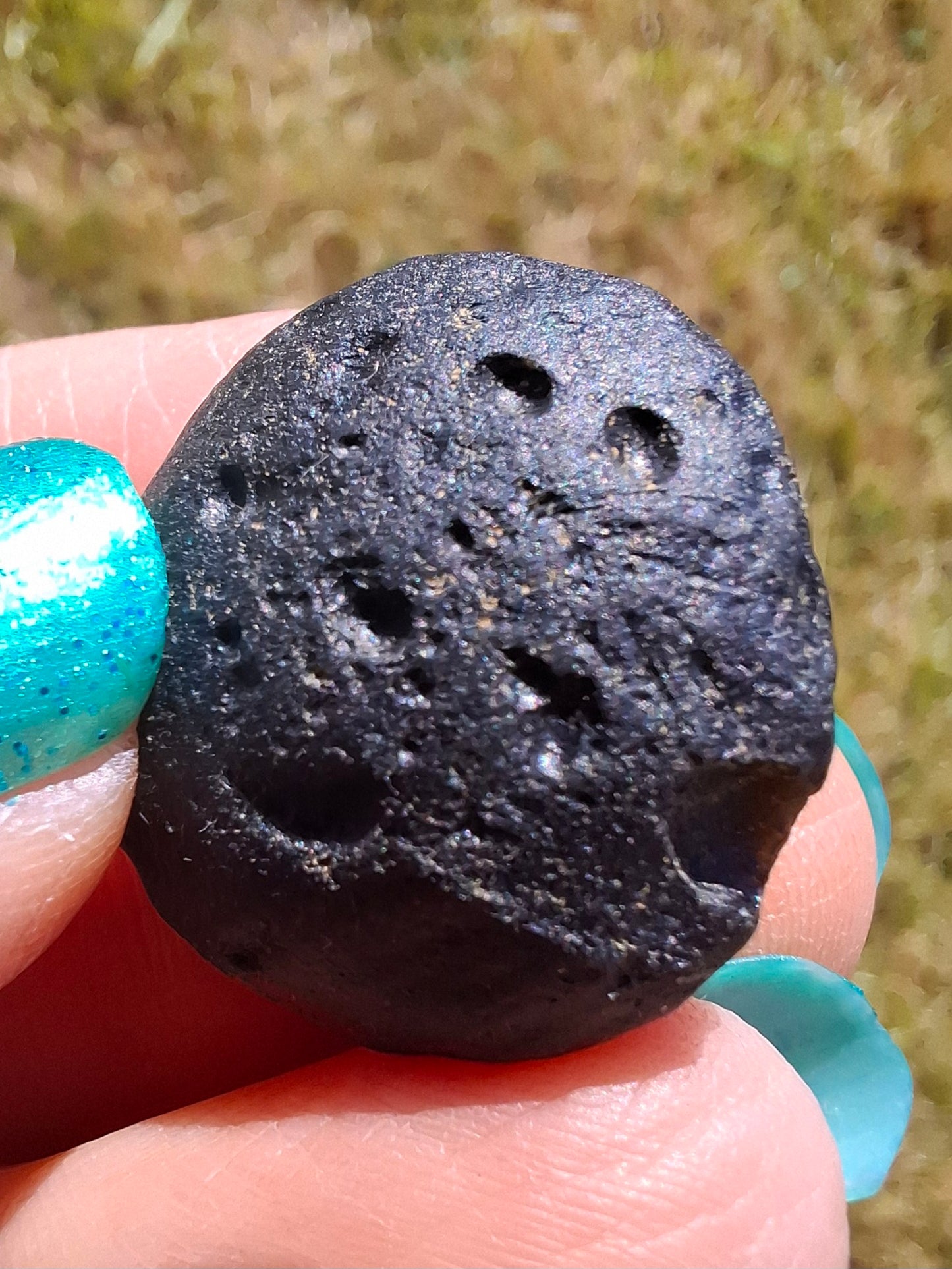 Philippinite (Rizalite), 7.48g, Tektite