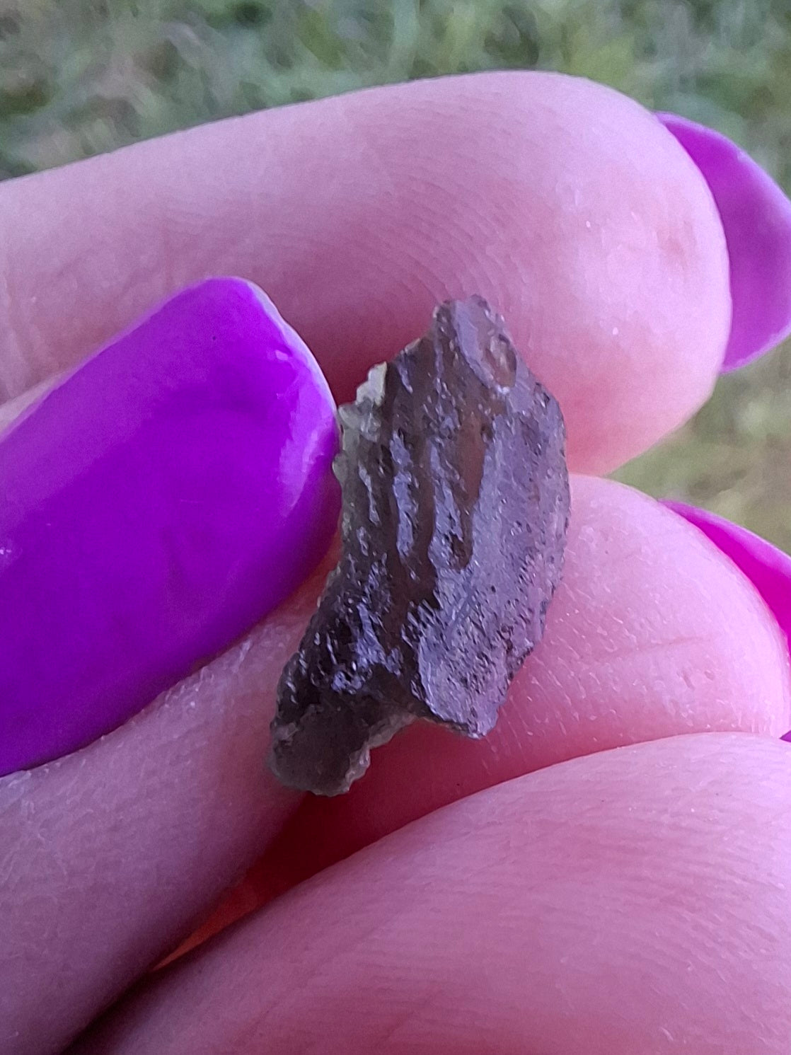 Moldavite Piece, 0.49g, Tektite (Ref: 1452)