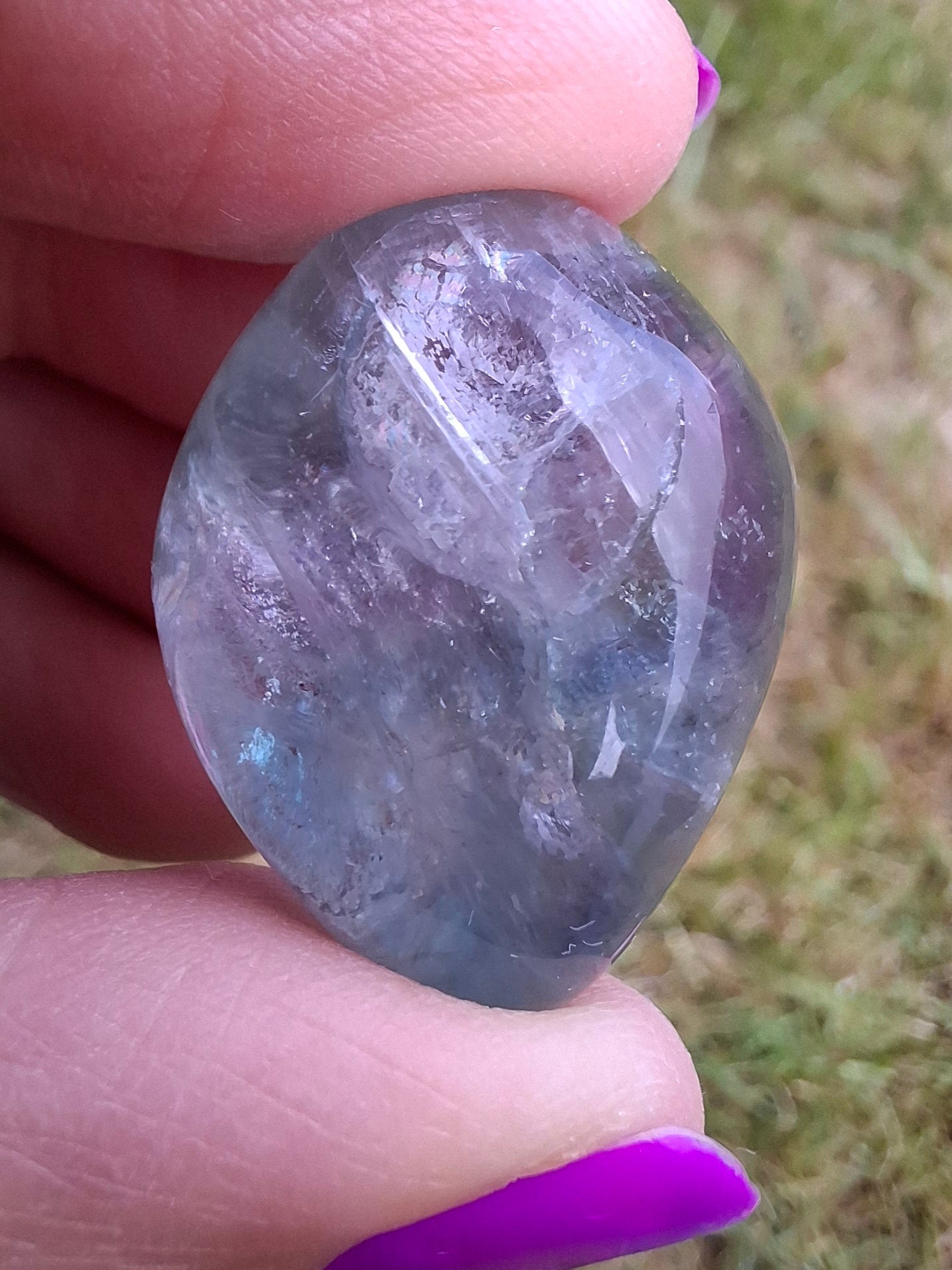 Fluorite, Tumble Stone, Crystal 🌈 (Ref: T49)