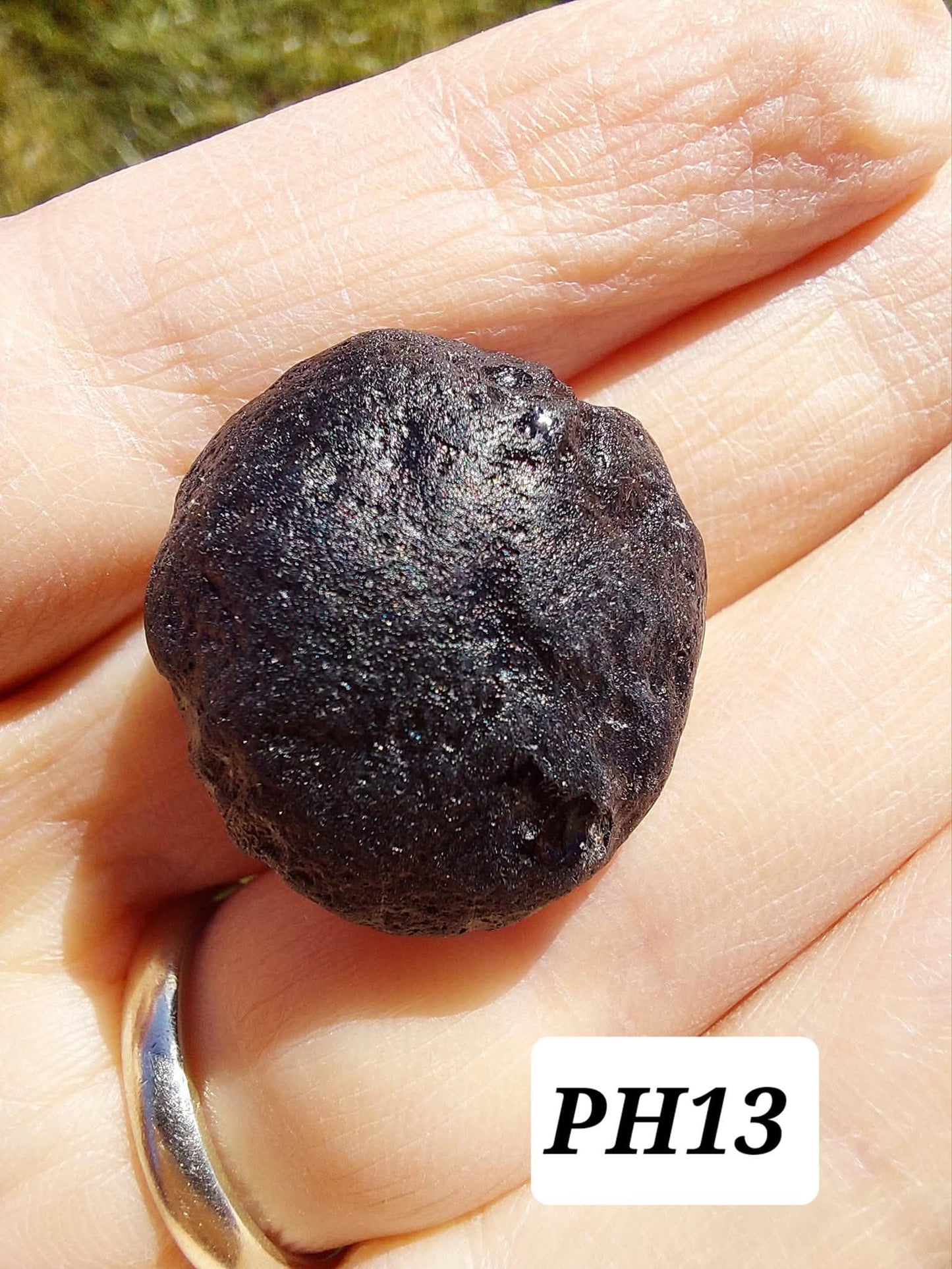 Philippinite (Rizalite), 9.24g, Tektite