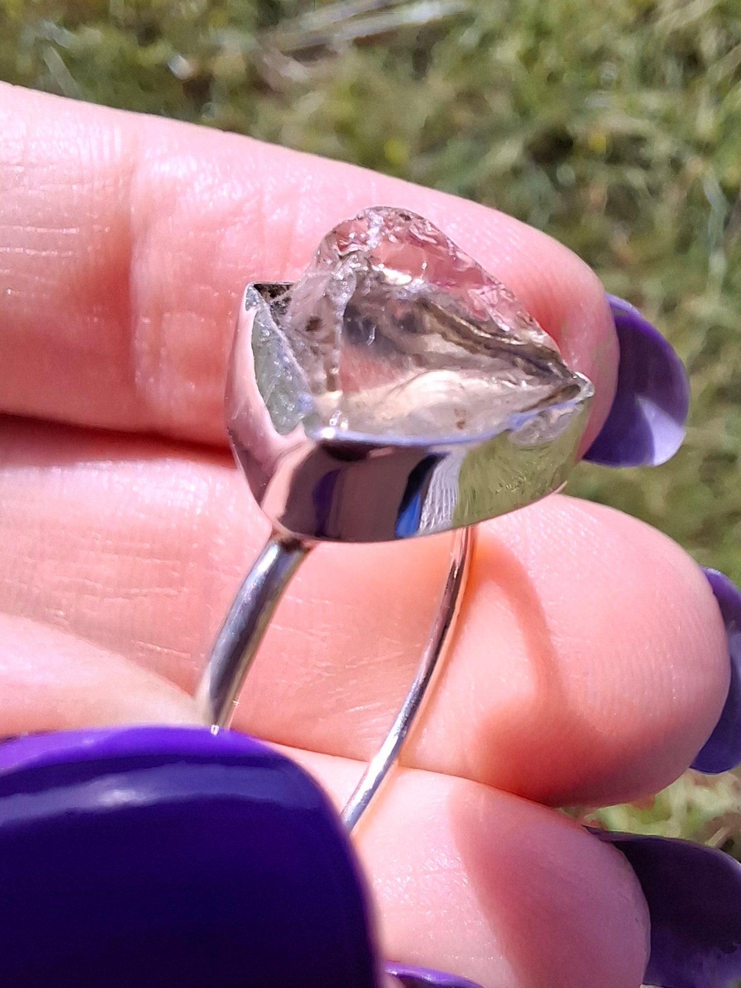 Libyan Desert Glass Ring, size large V, 925 Silver, Tektite (Ref: LR55)