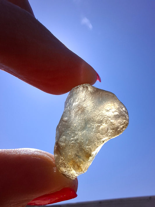 Libyan Desert Glass (darker) Piece, 7.32g, Tektite (Ref: L1369)