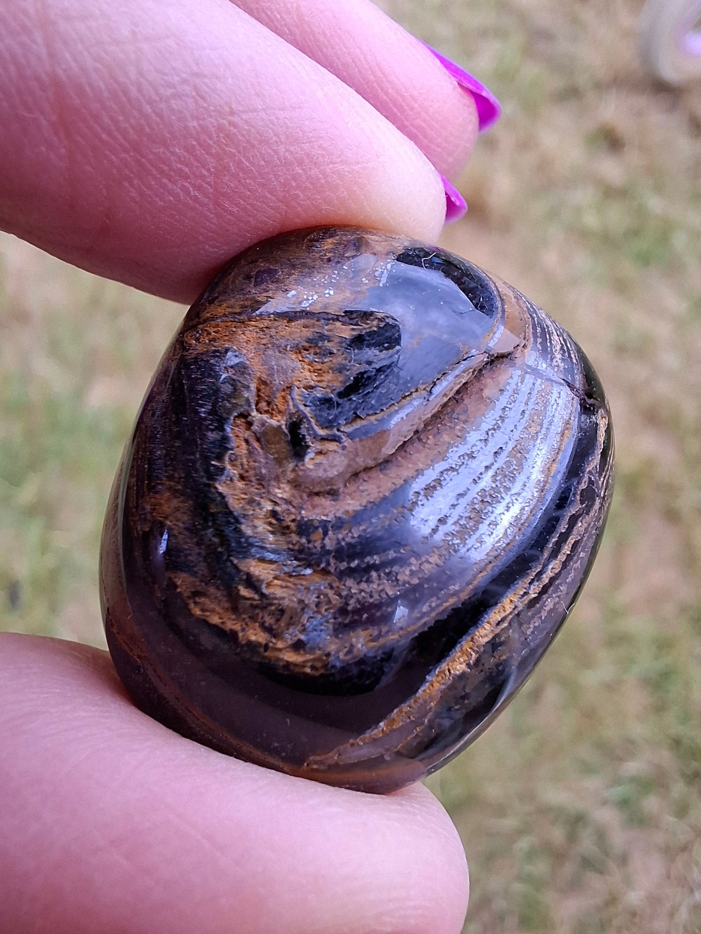 Blue Tigers Eye, Tumble Stone, Crystal (Ref: T24)
