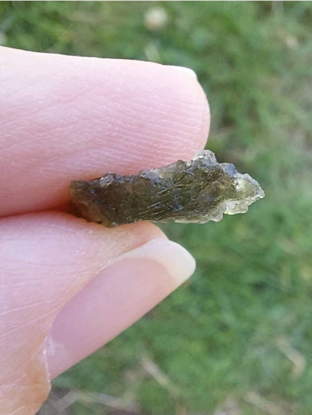 Moldavite Piece, 0.63g, Tektite (Ref: 776)