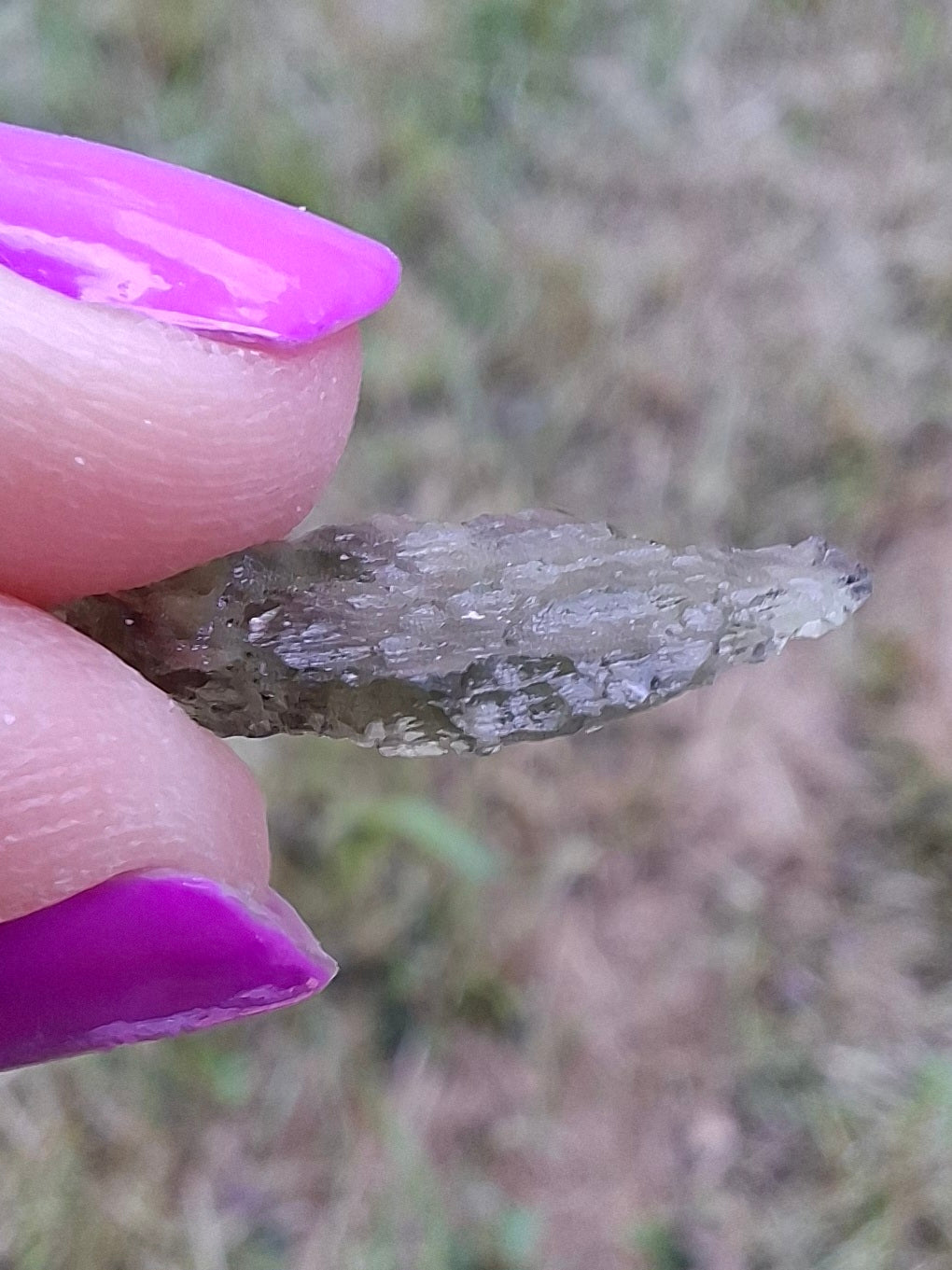 Moldavite Piece, 0.43g, Tektite (Ref: 1435)