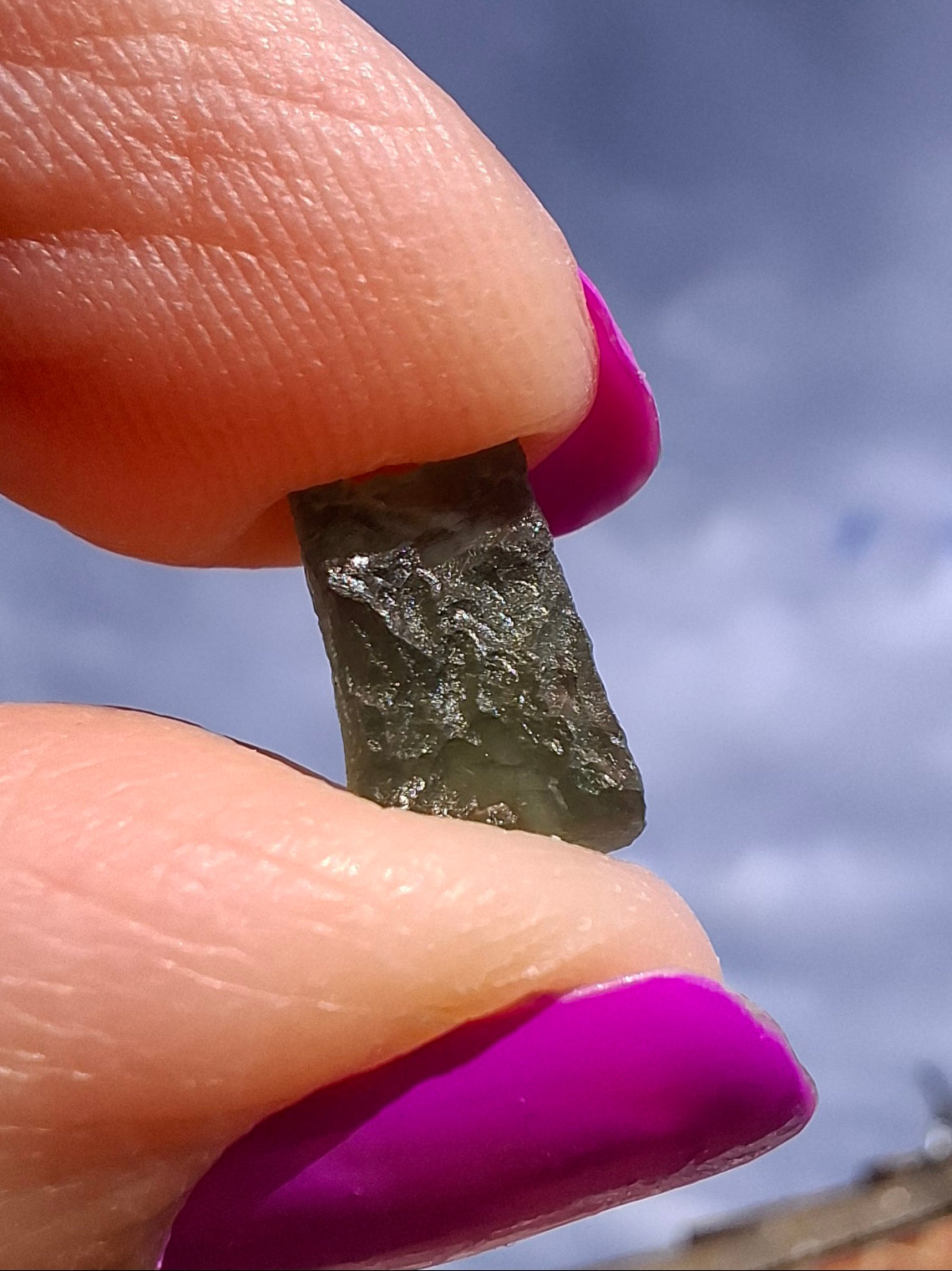 Moldavite Piece, 0.57g, Tektite (Ref: 1439)