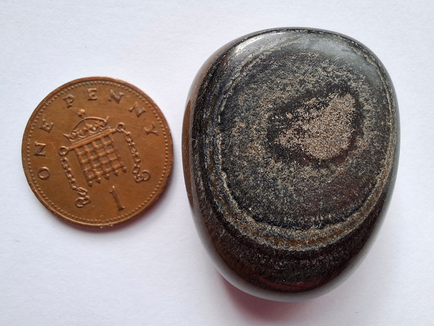 Blue Tigers Eye, Tumble Stone, Crystal (Ref: T19)
