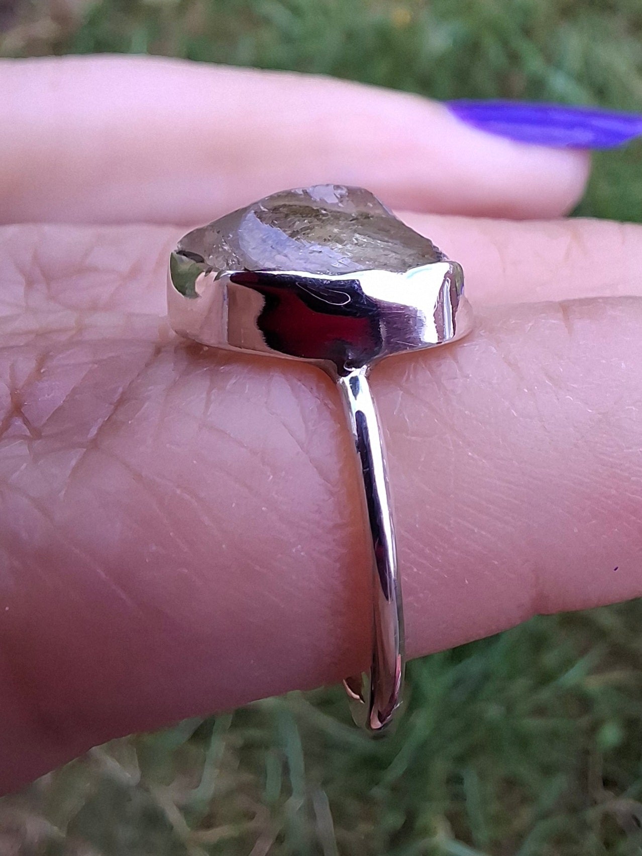 Libyan Desert Glass Ring, size small L, 925 Silver, Tektite (Ref: LR14)