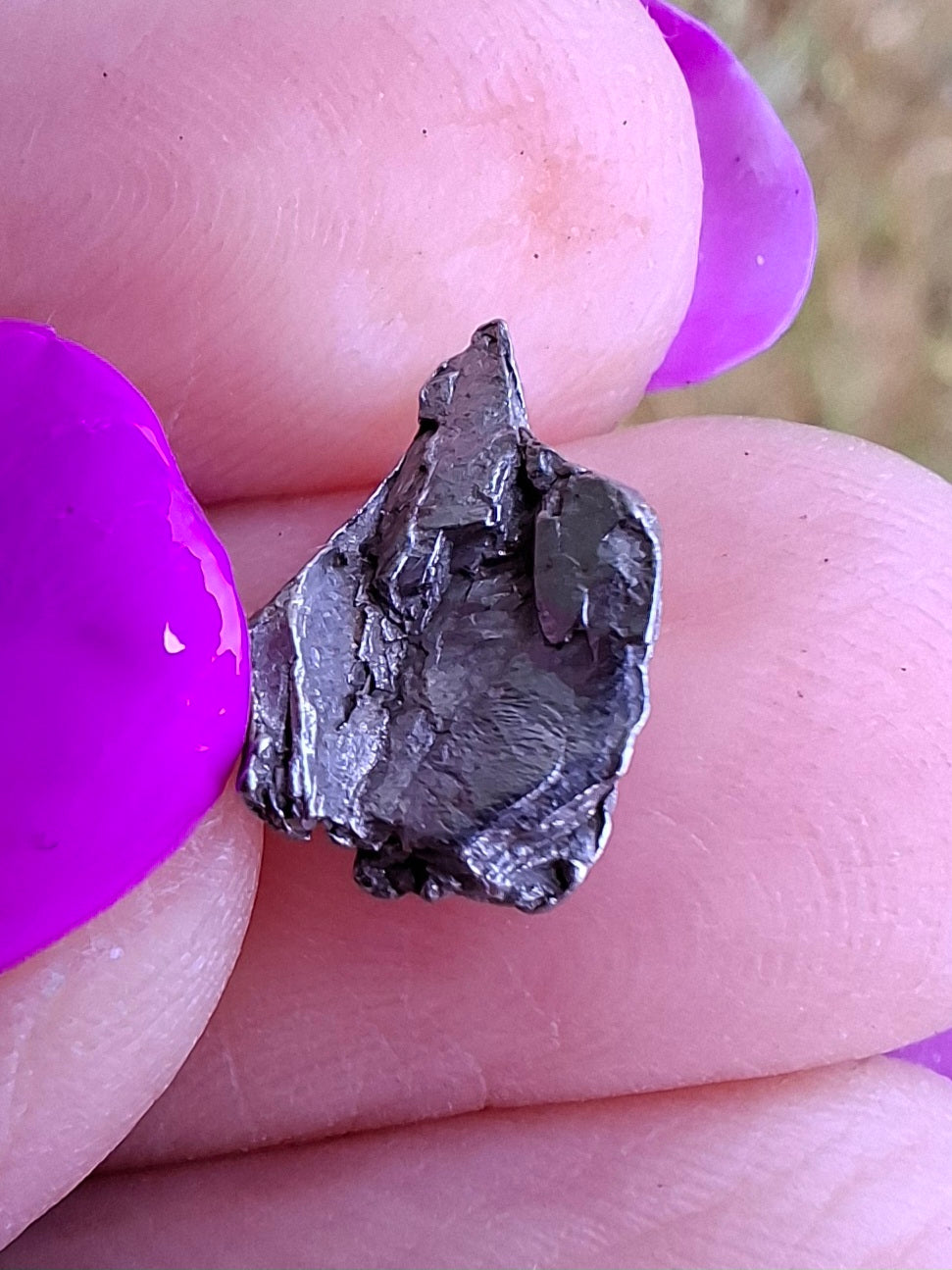 Campo del Cielo, 0.55g, Nickel Iron Meteorite (Ref: C3)