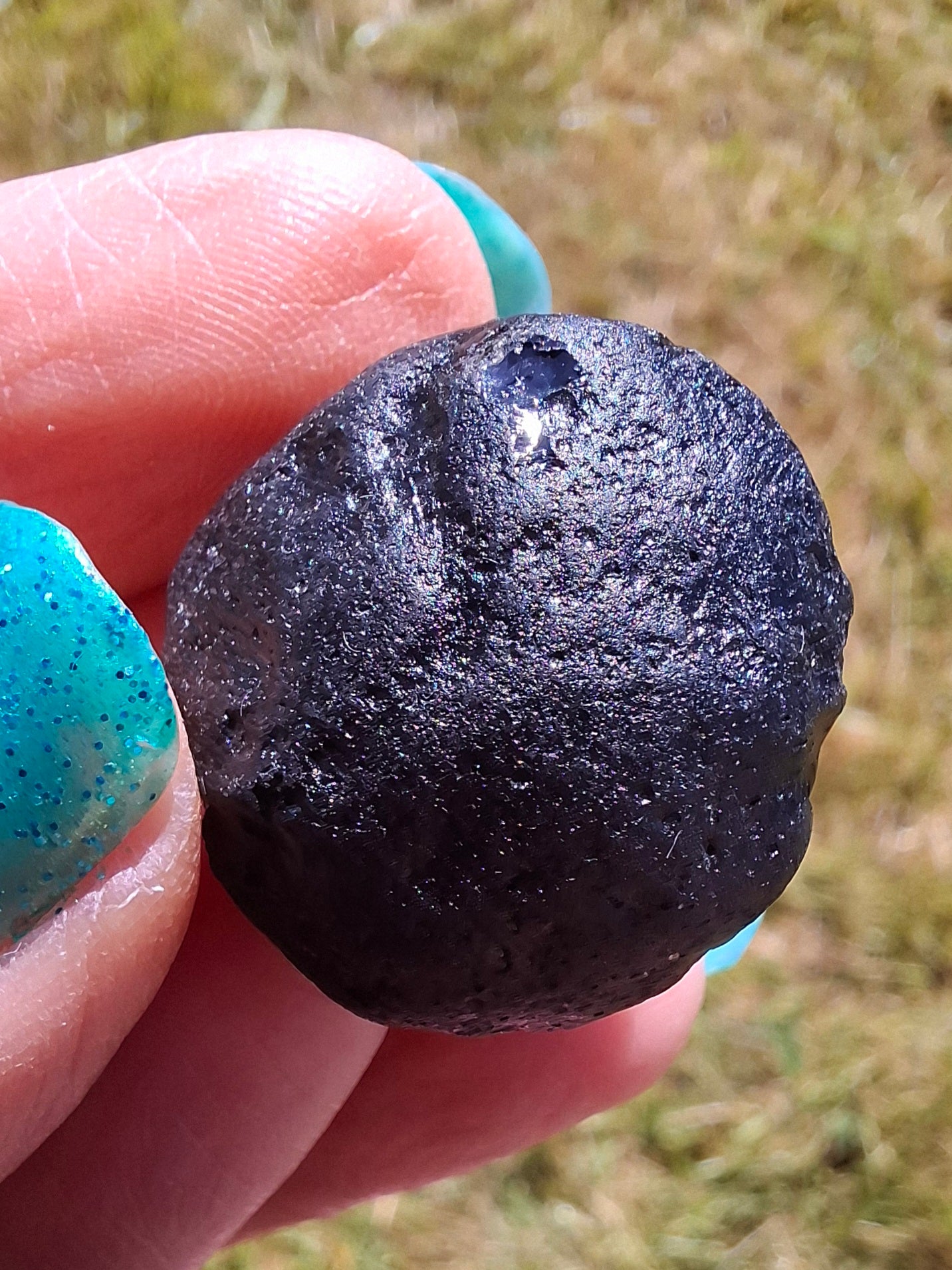 Philippinite (Rizalite), 9.24g, Tektite
