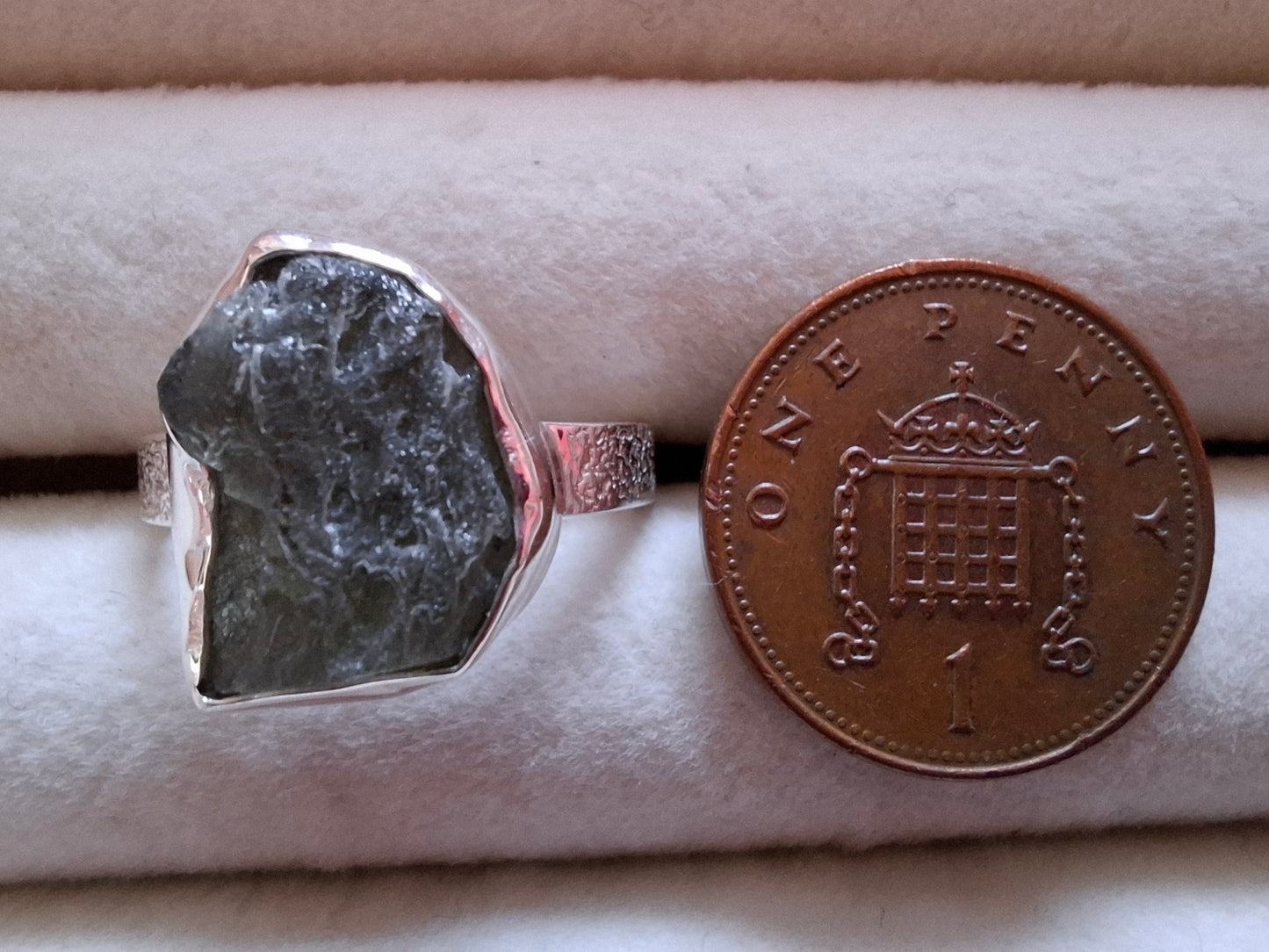 Moldavite Ring, size R, 925 Silver, Tektite (Ref: R318)