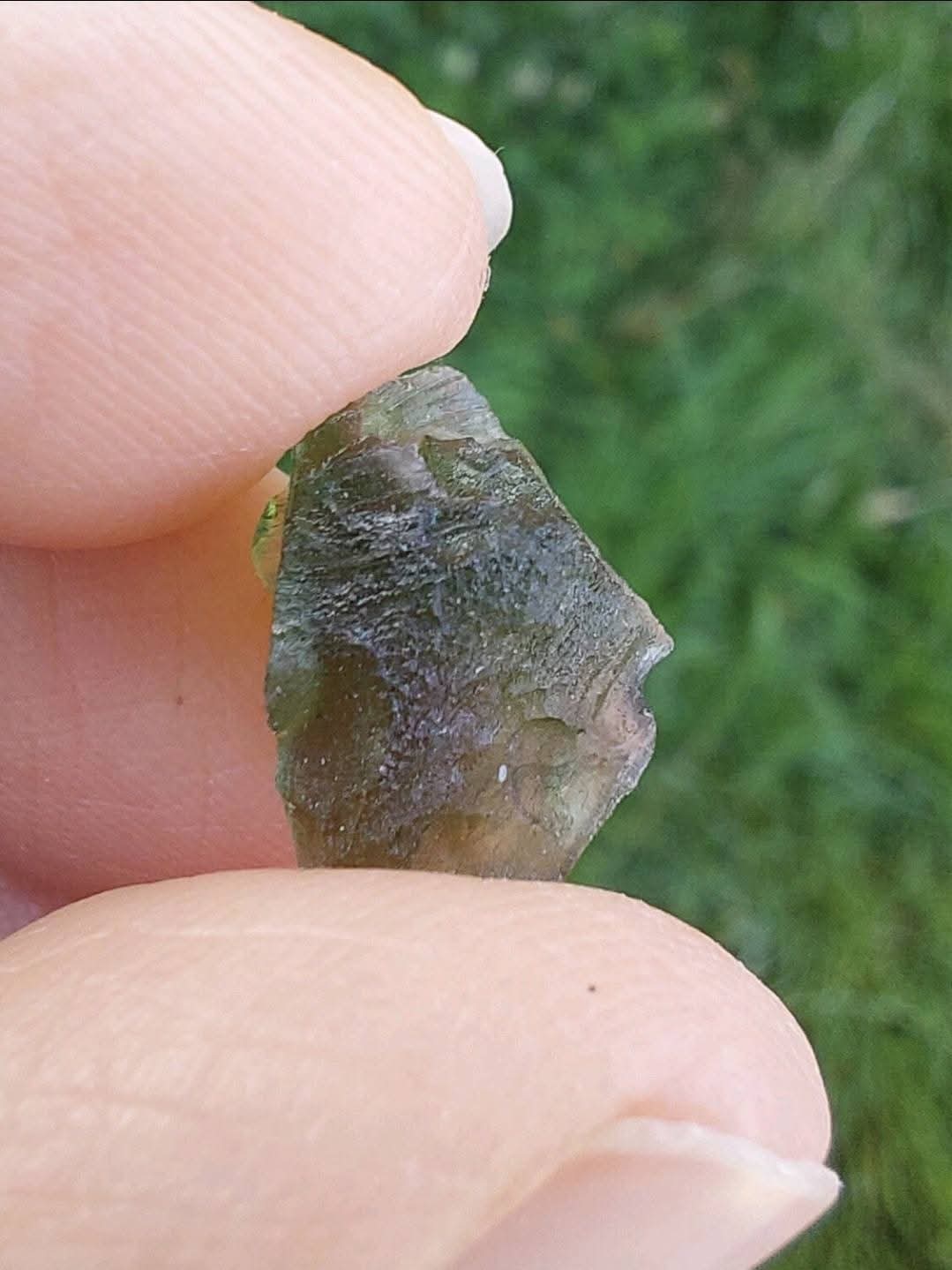 Moldavite Piece, 0.99g, Tektite (Ref: 866)