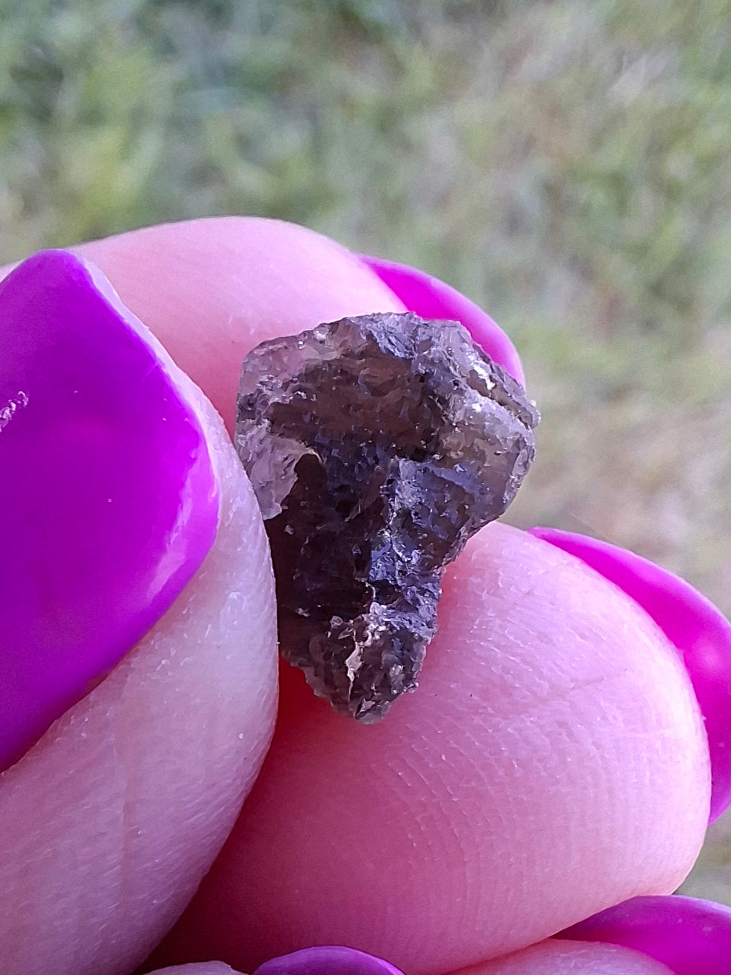 Moldavite Piece, 0.65g, Tektite (Ref: 1459)