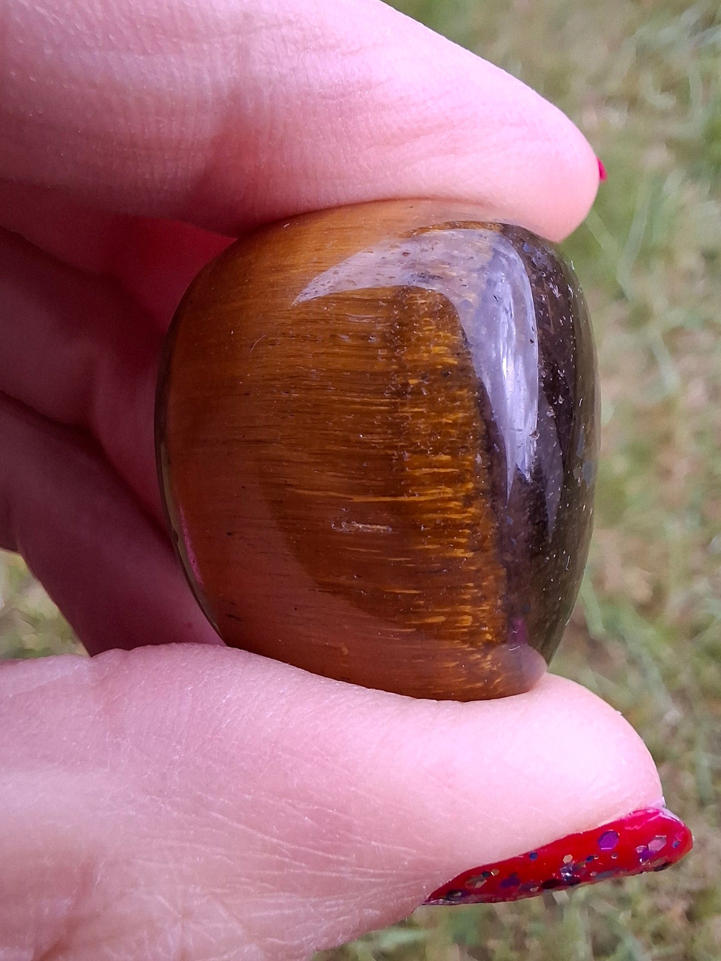 Tigers Eye, Tumble Stone, Crystal (Ref: T128)