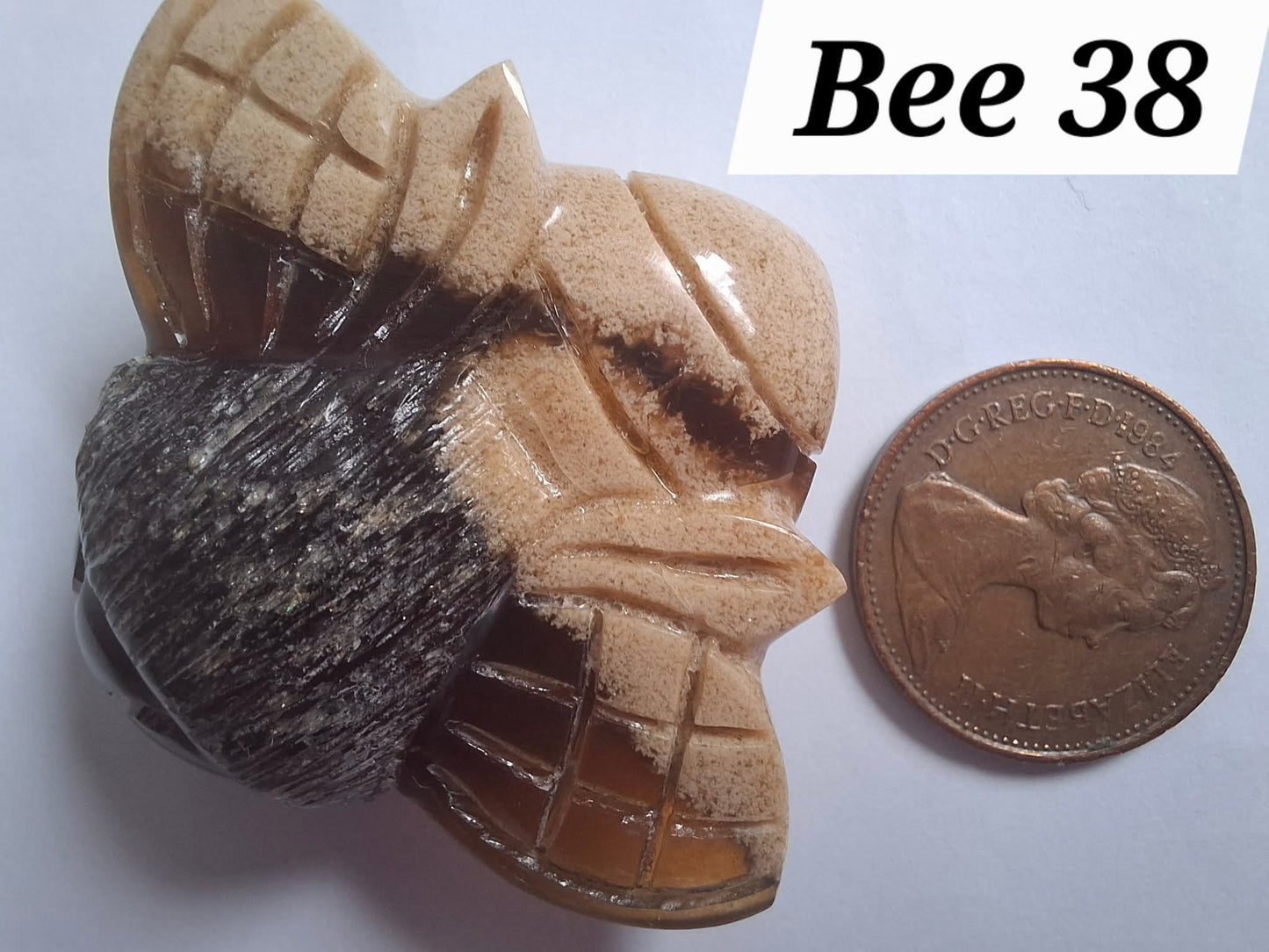Red Amber Honey Bee Carving, 8.34g, Fossil (Ref: Bee38)
