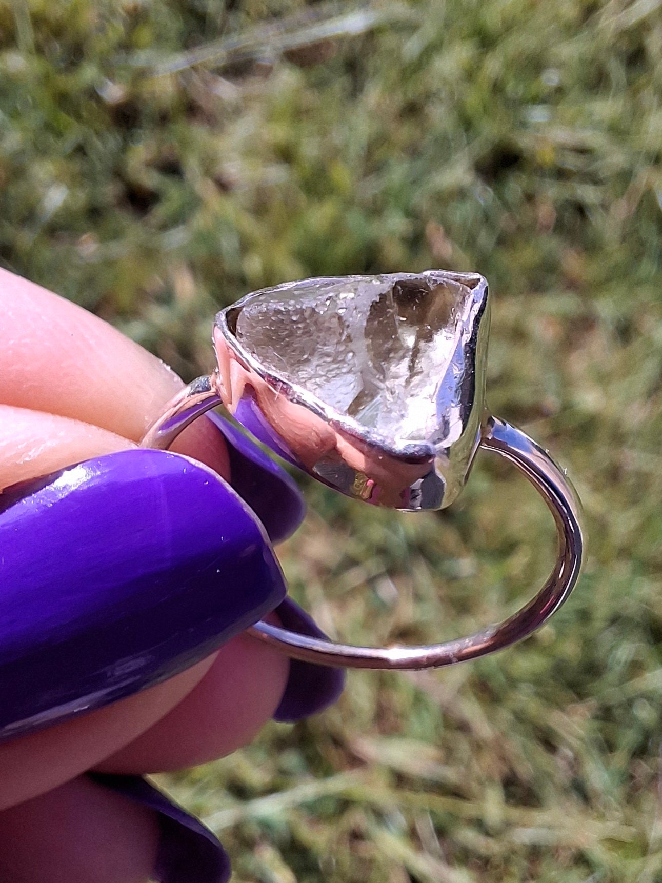 Libyan Desert Glass Ring, size small R, 925 Silver, Tektite (Ref: LR39)
