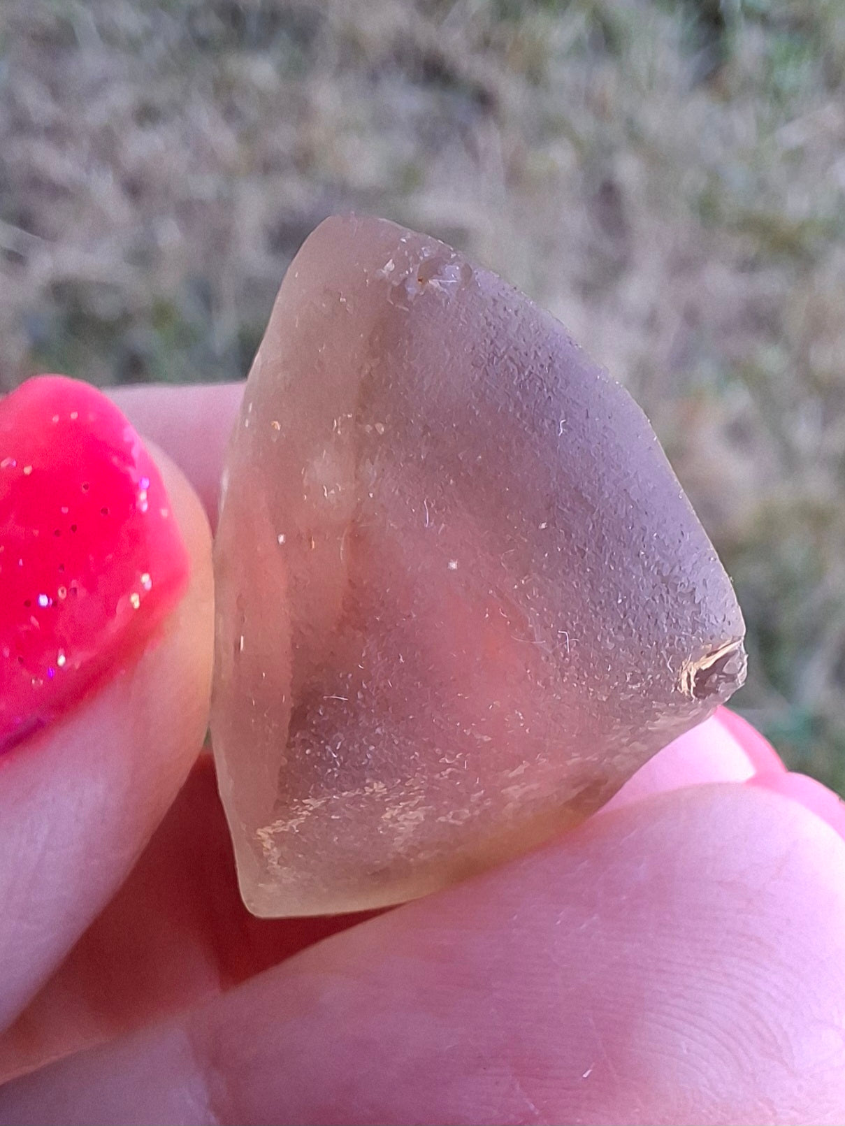Libyan Desert Glass (darker) Piece, 9.54g, Tektite (Ref: L1371)