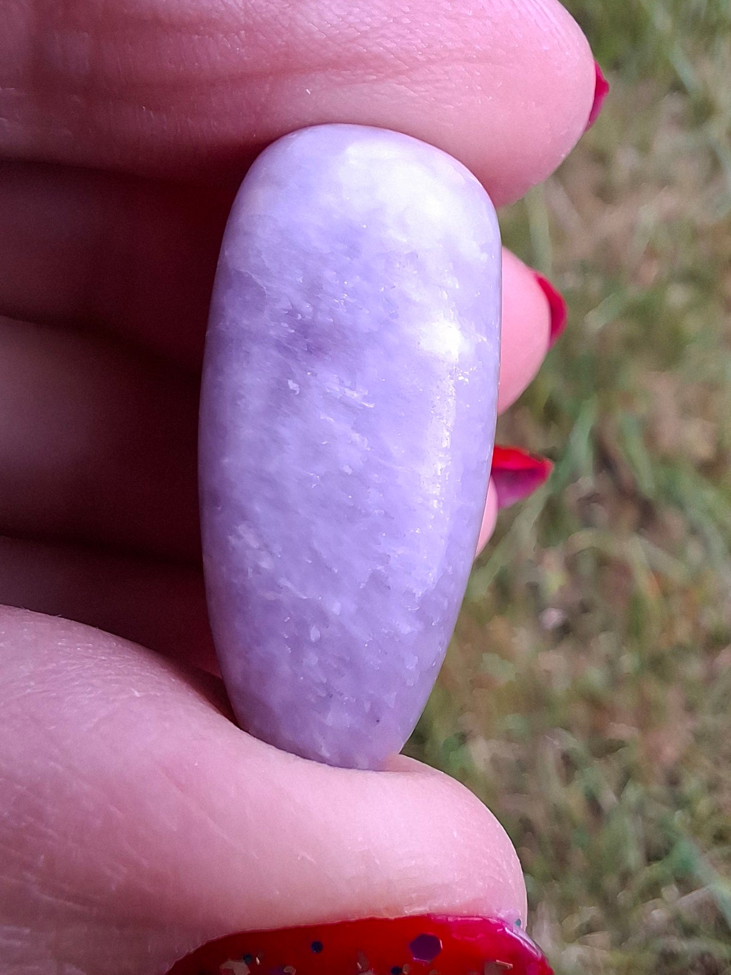 Lepidolite, Tumble Stone, Crystal (Ref: T123)