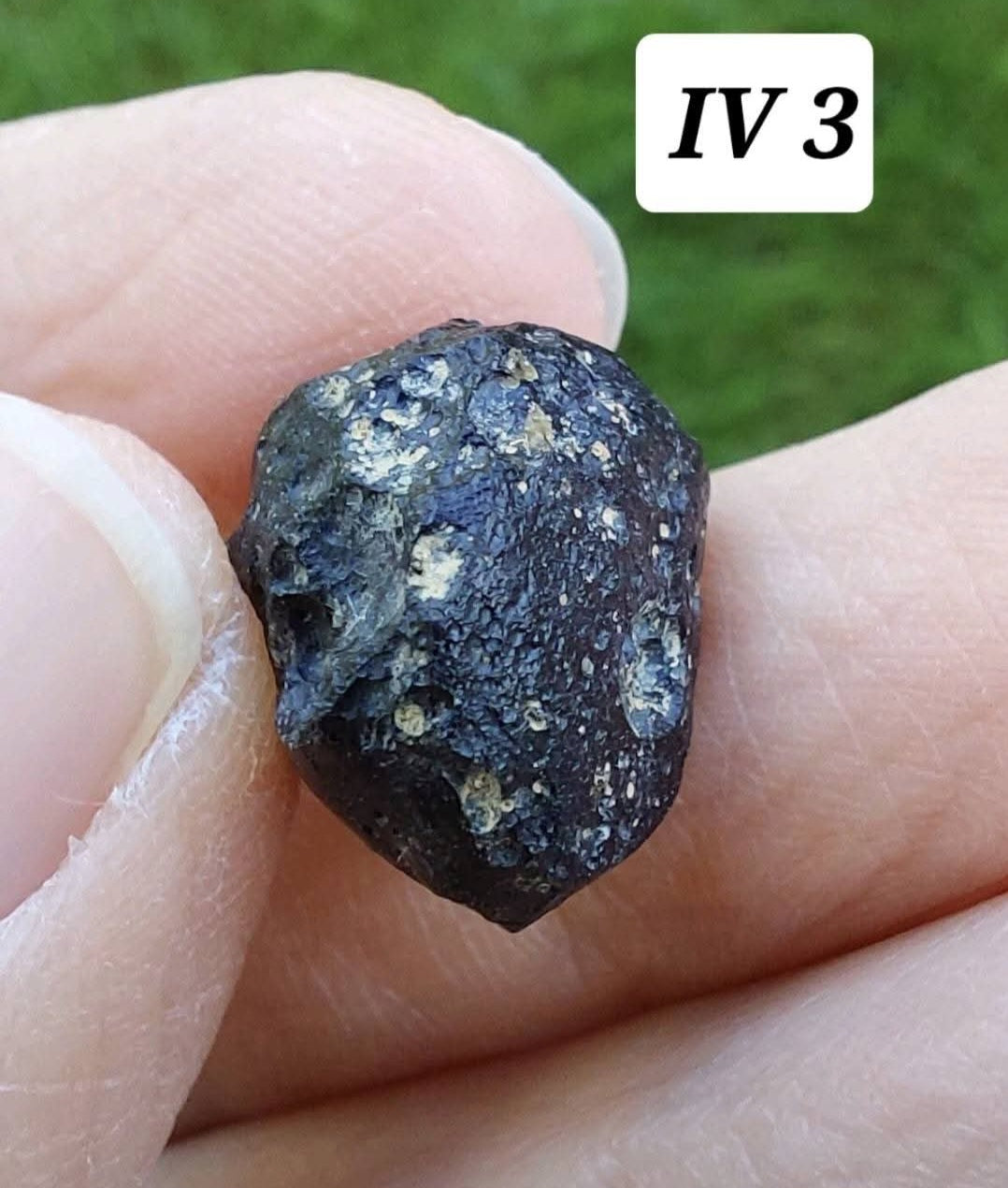 Ivory Coast (Ivorite), RAREST TEKTITE IN THE WORLD, 4.01g, Tektite (Ref: IV3)