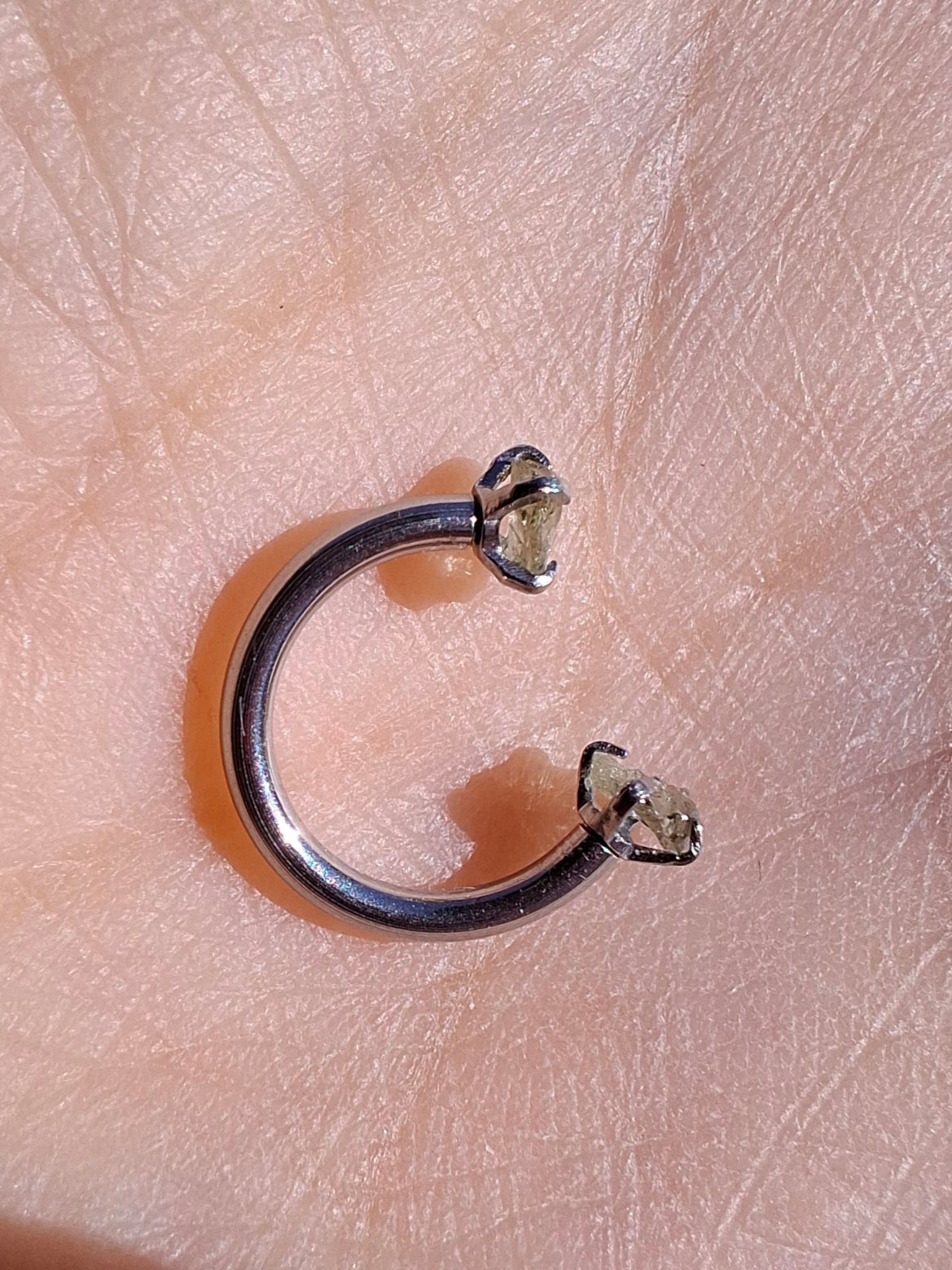 Moldavite (raw) HORSESHOE SEPTUM RING, 16G, Surgical steel, Tektite (Ref: S2)