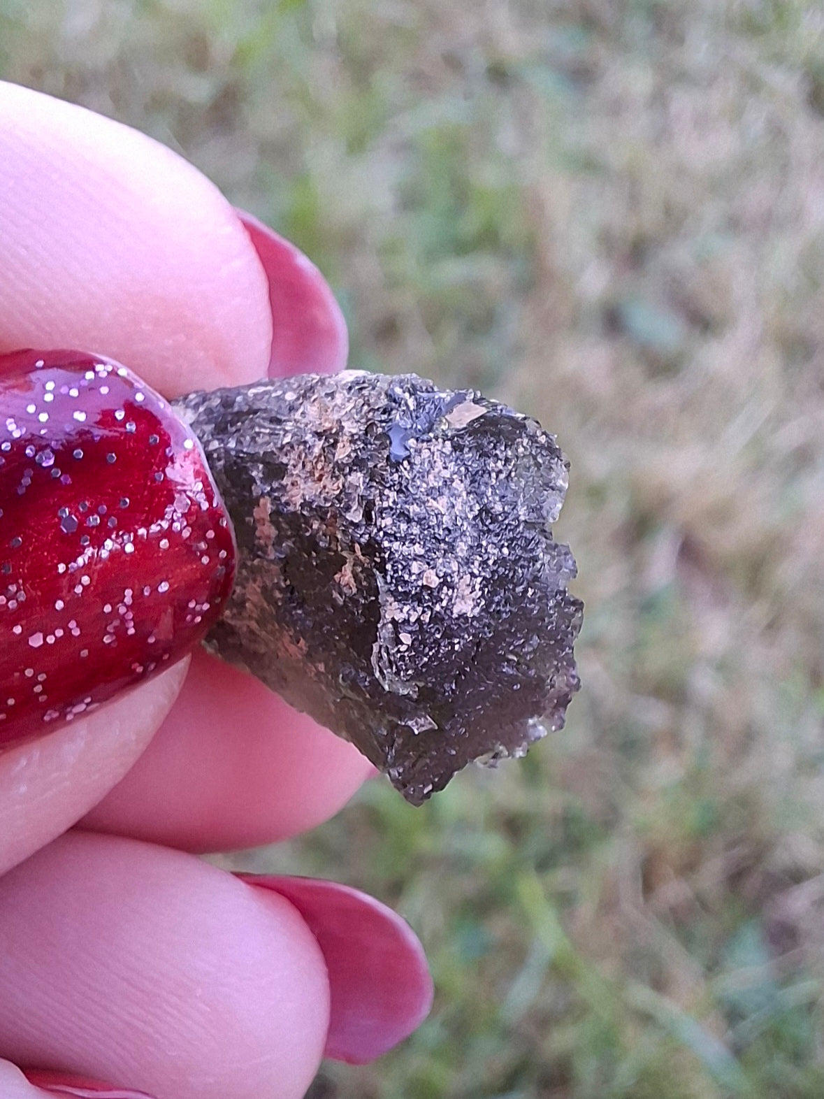 Moldavite Piece, 2.38g, Tektite (Ref: 1466)