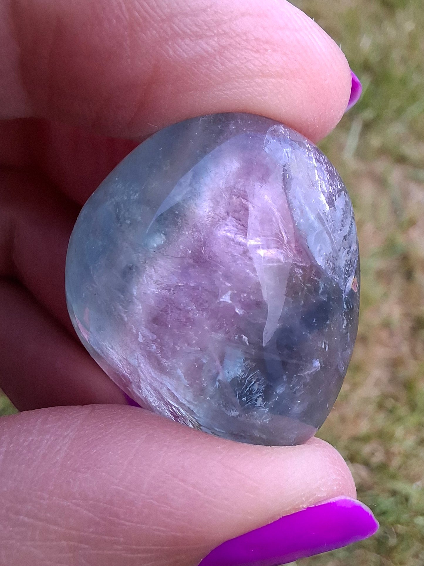 Fluorite, Tumble Stone, Crystal 🌈 (Ref: T49)