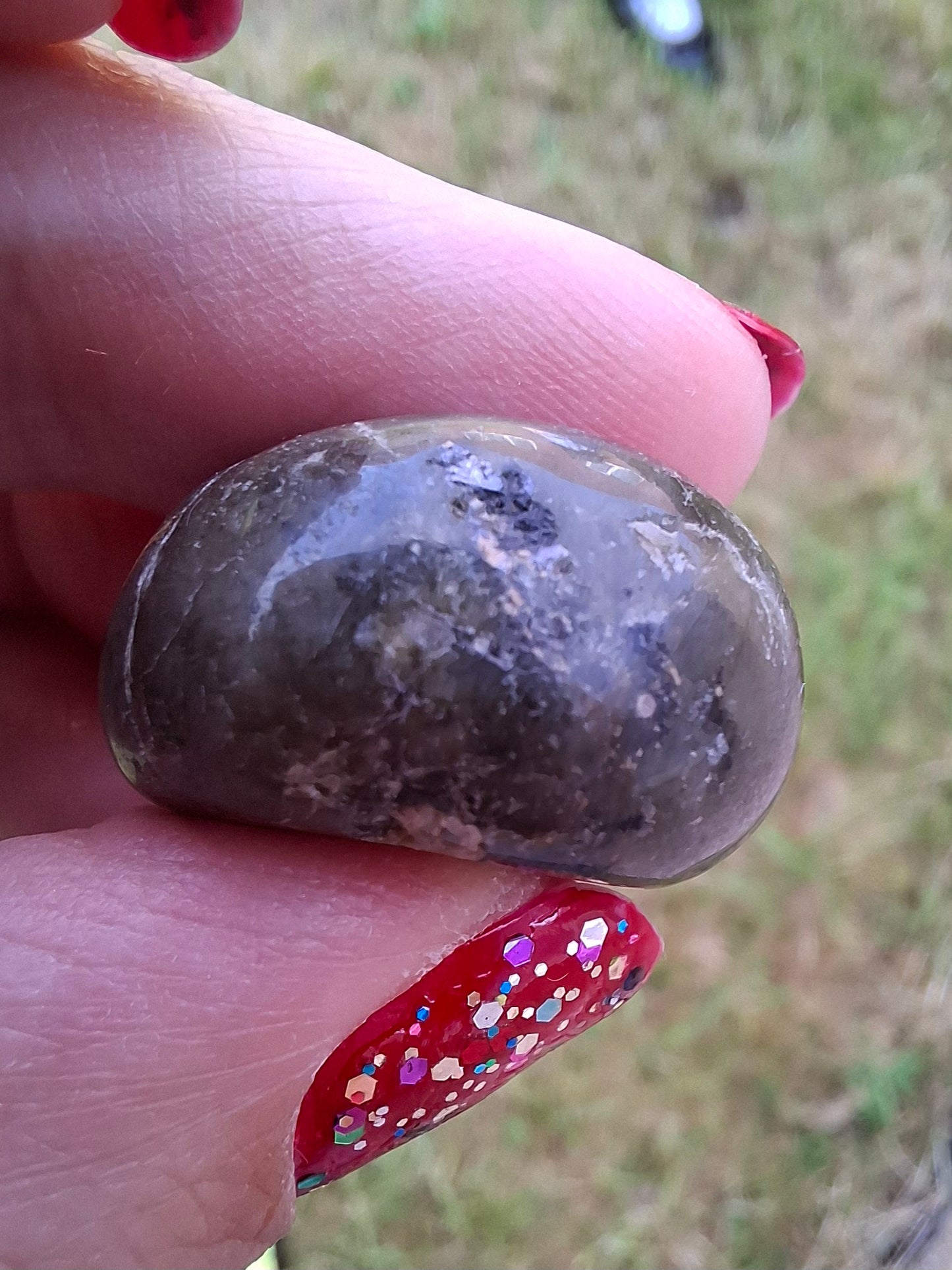 Labradorite, Tumble Stone, Crystal (Ref: T208)