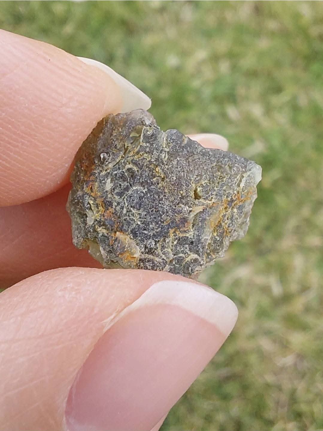 Moldavite Piece, 1.14g, Tektite (Ref: E165)