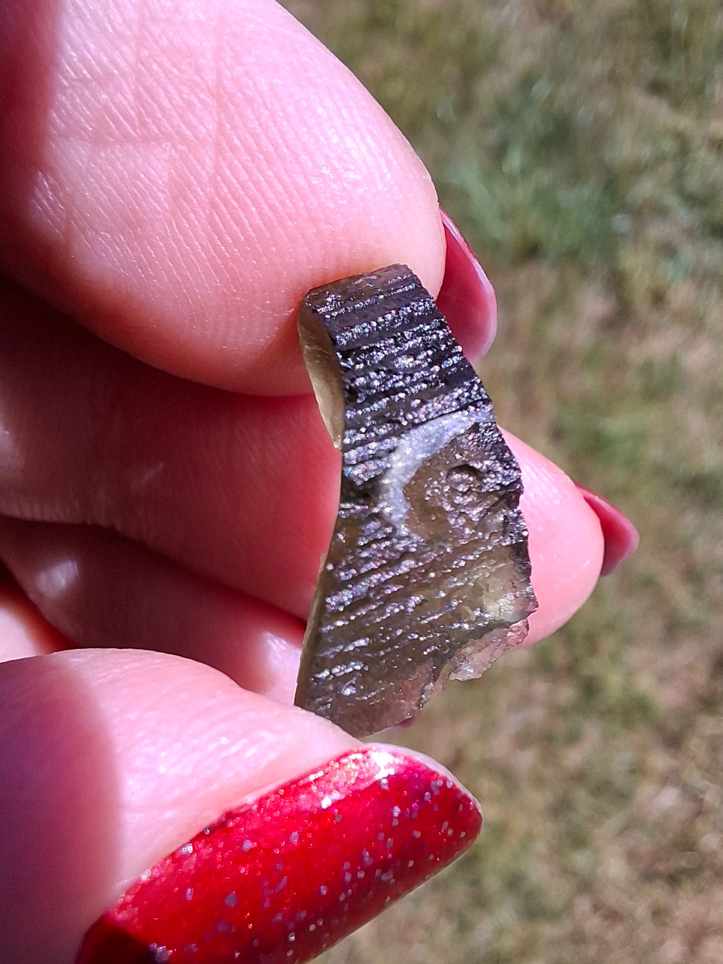 Moldavite Piece, 1.25g, Tektite (Ref: 1470)