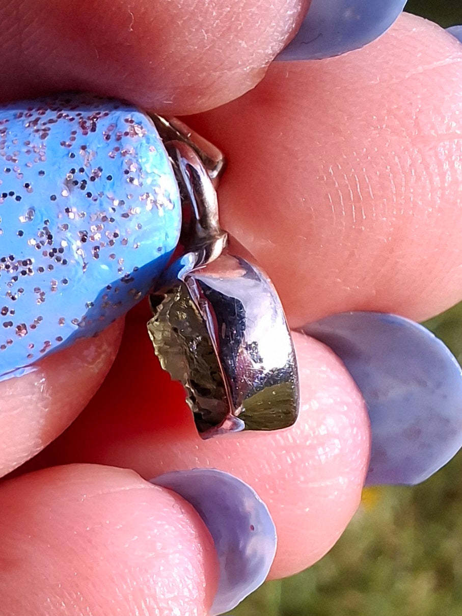 Moldavite Pendant, 925 Silver, Tektite (Ref: P53)