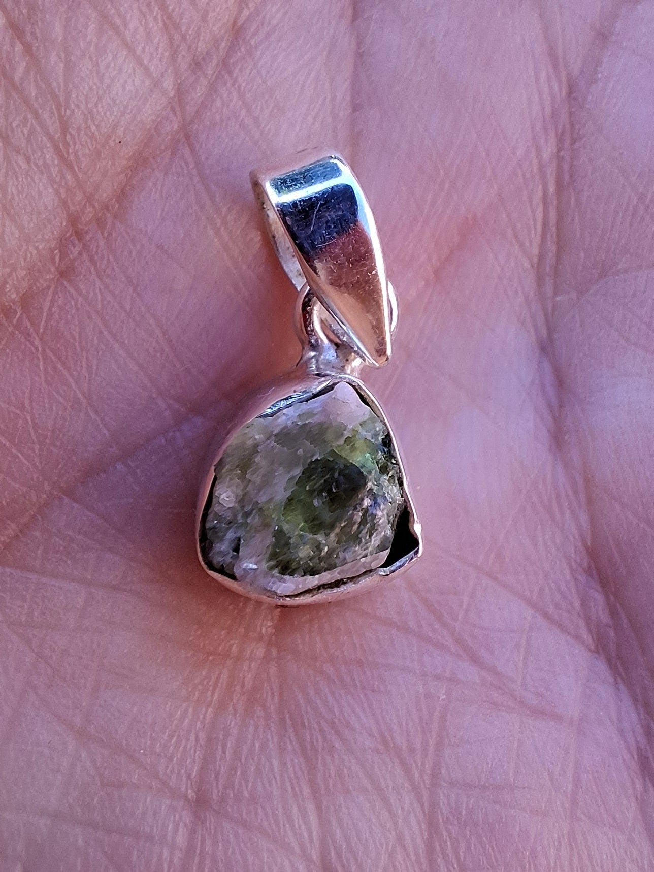 Green Tourmaline Pendant, 925 Silver, Crystal (Ref: GT2)