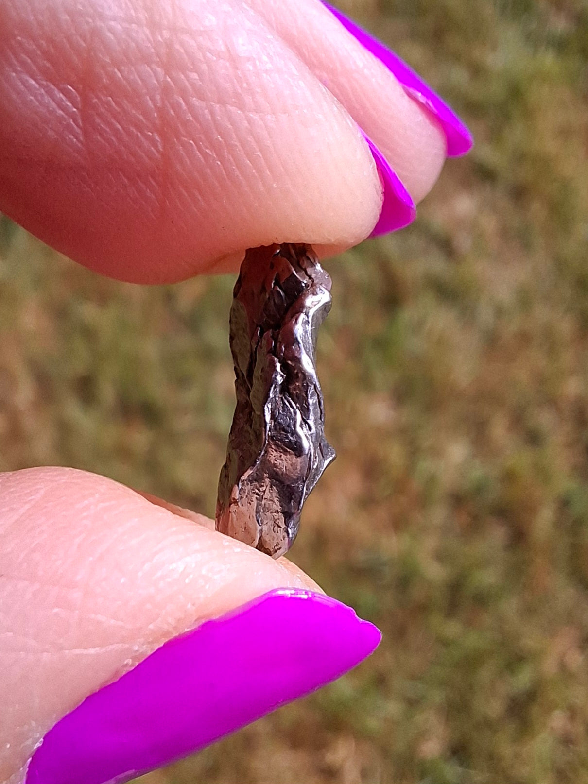 Campo del Cielo, 0.99g, Nickel Iron Meteorite (Ref: C8)