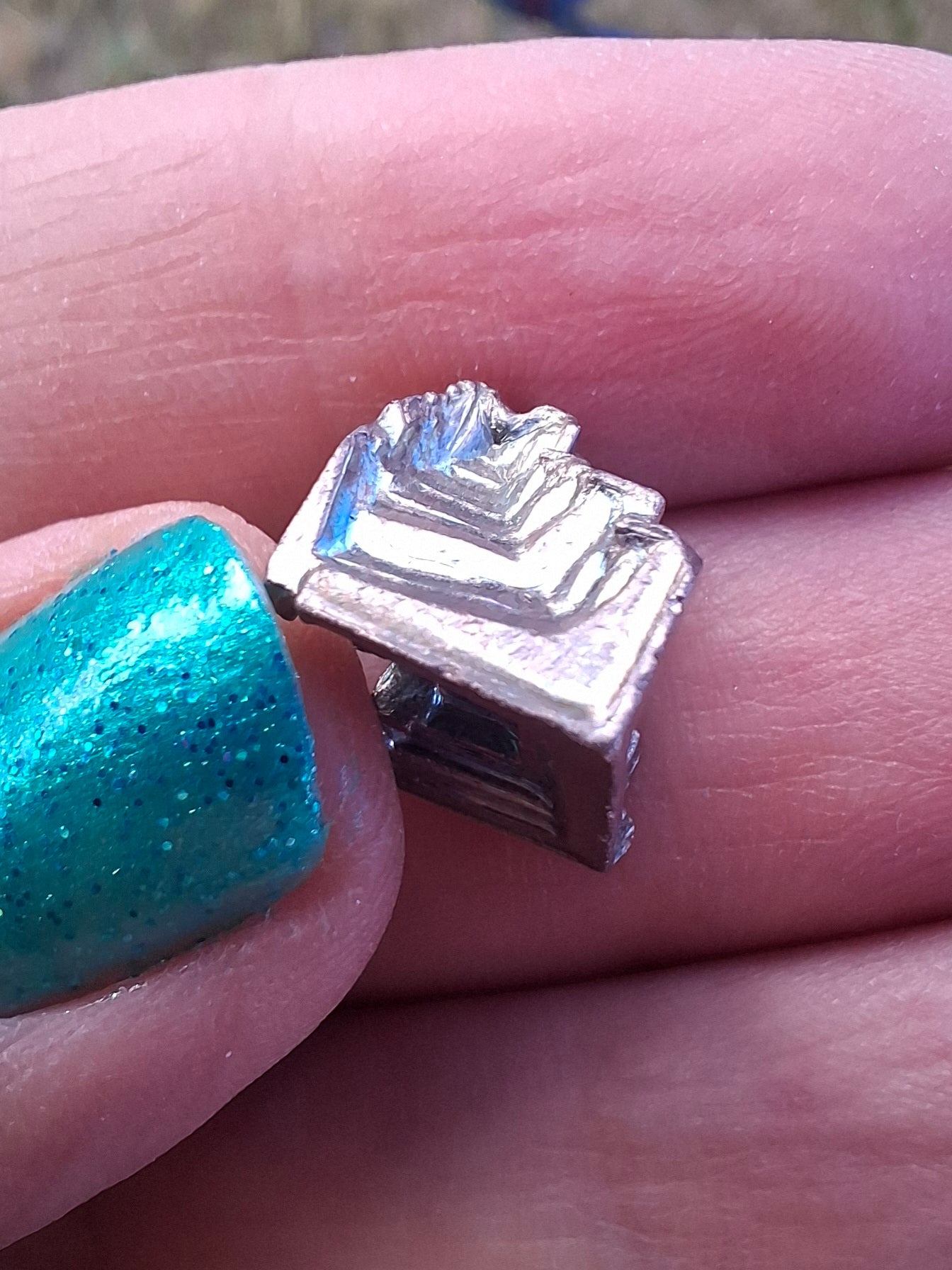 Small Bismuth, Crystal (Ref: BTH4)