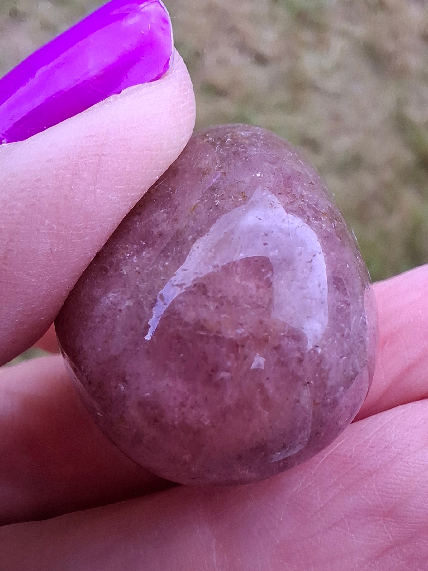 Strawberry Quartz, Tumble Stone, Crystal (Ref: T12)