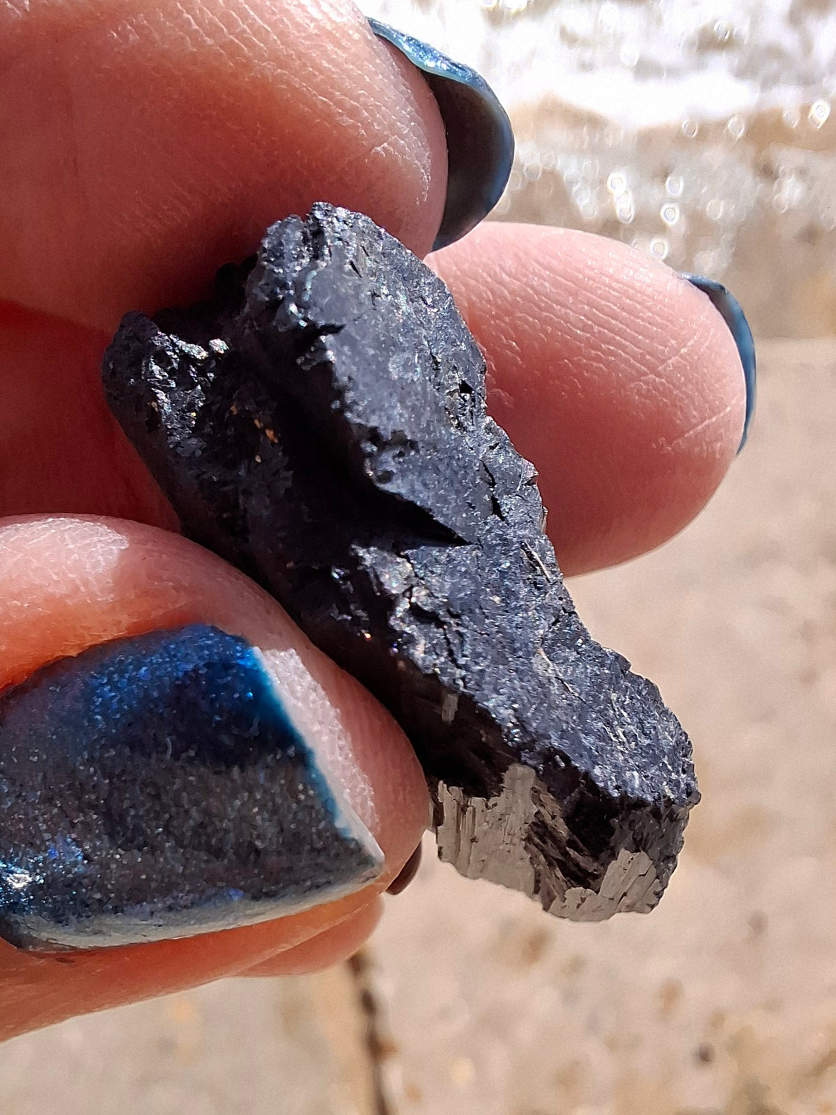 Black Tourmaline RAW, 8.73g, Crystal (Ref: RBT8)