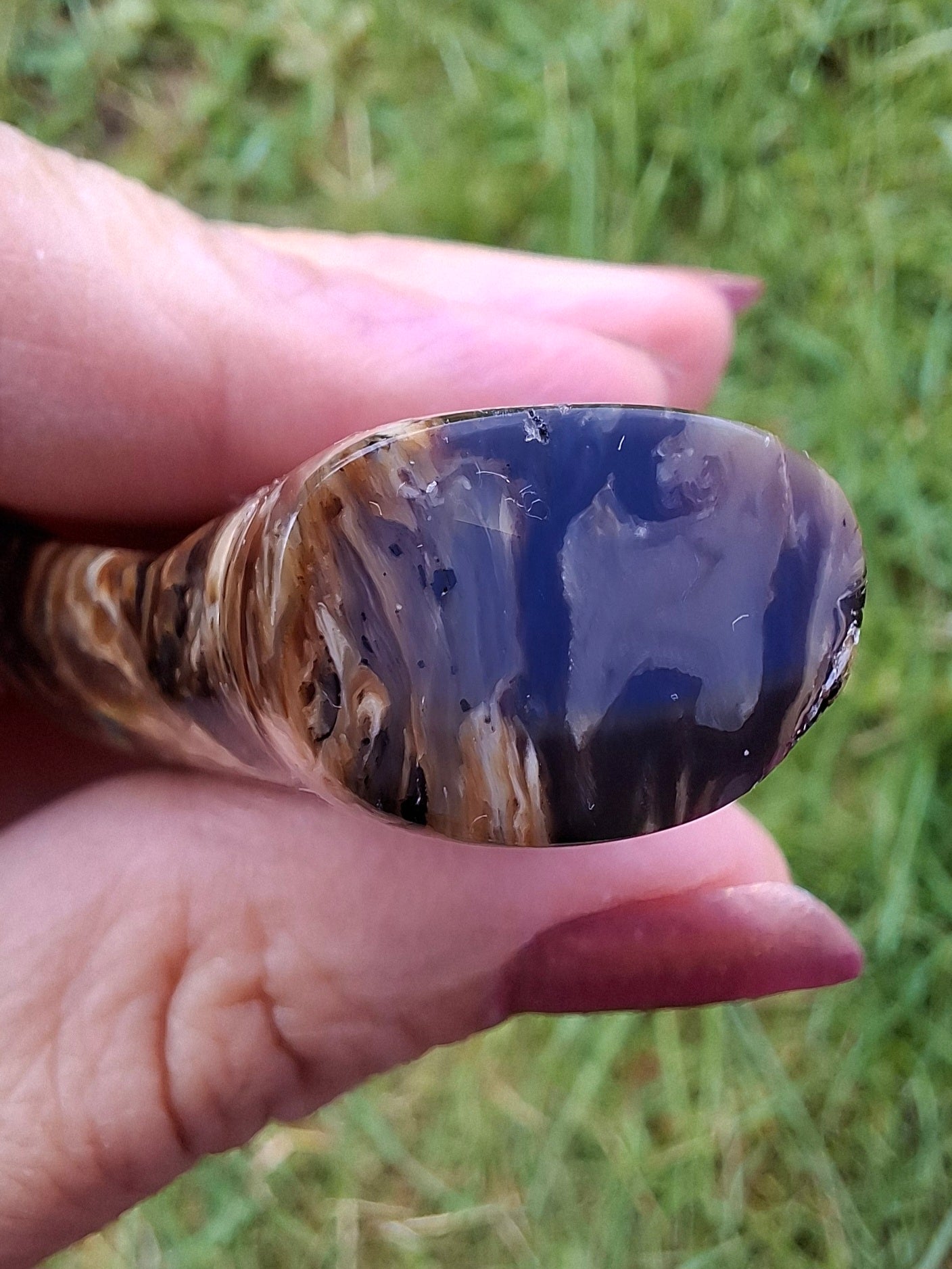 Red Amber Angel, 17.96g, Carving, Fossil (Ref: AA2)