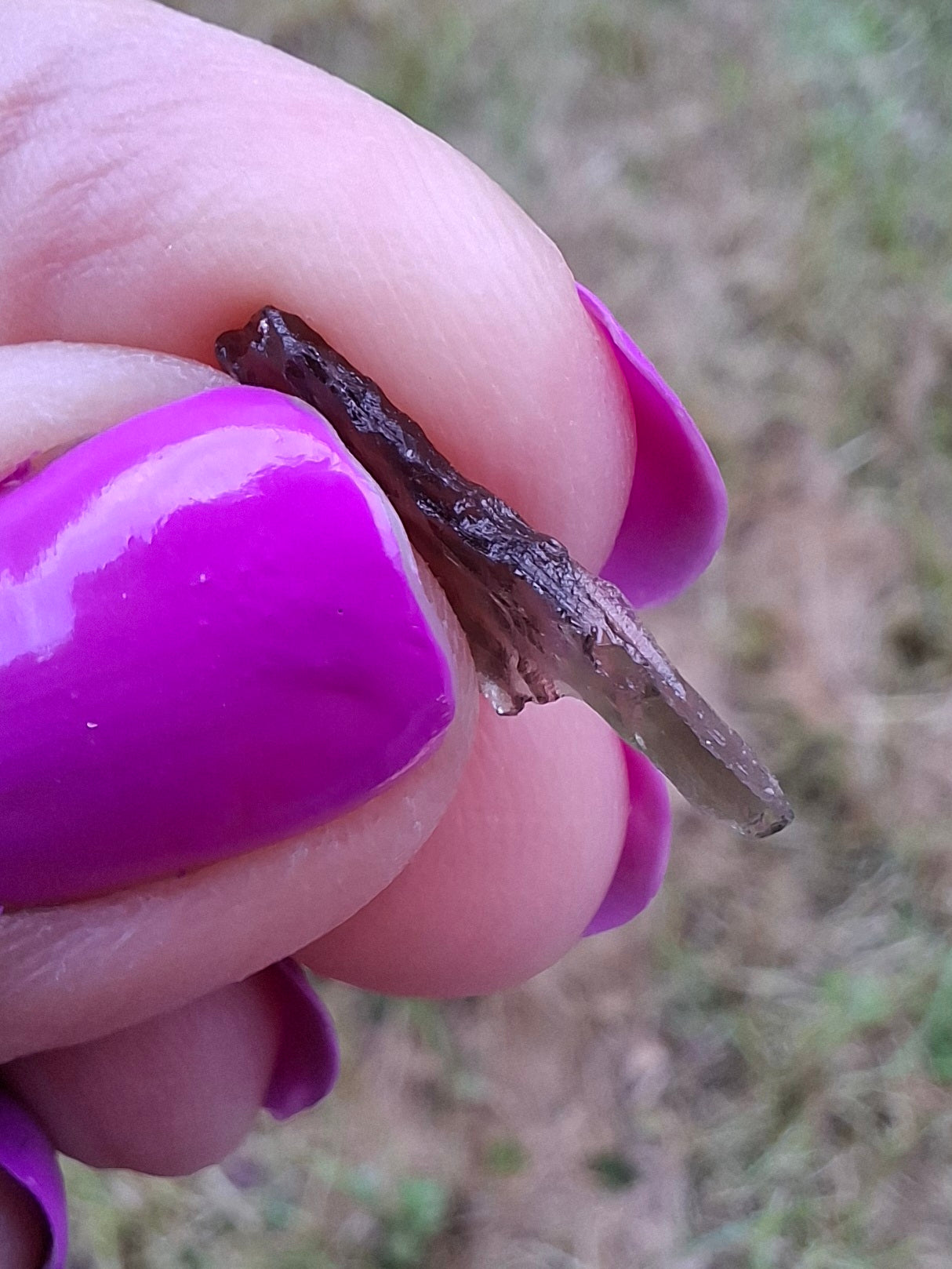 Moldavite small Piece, 0.27g, Tektite (Ref: 1433)