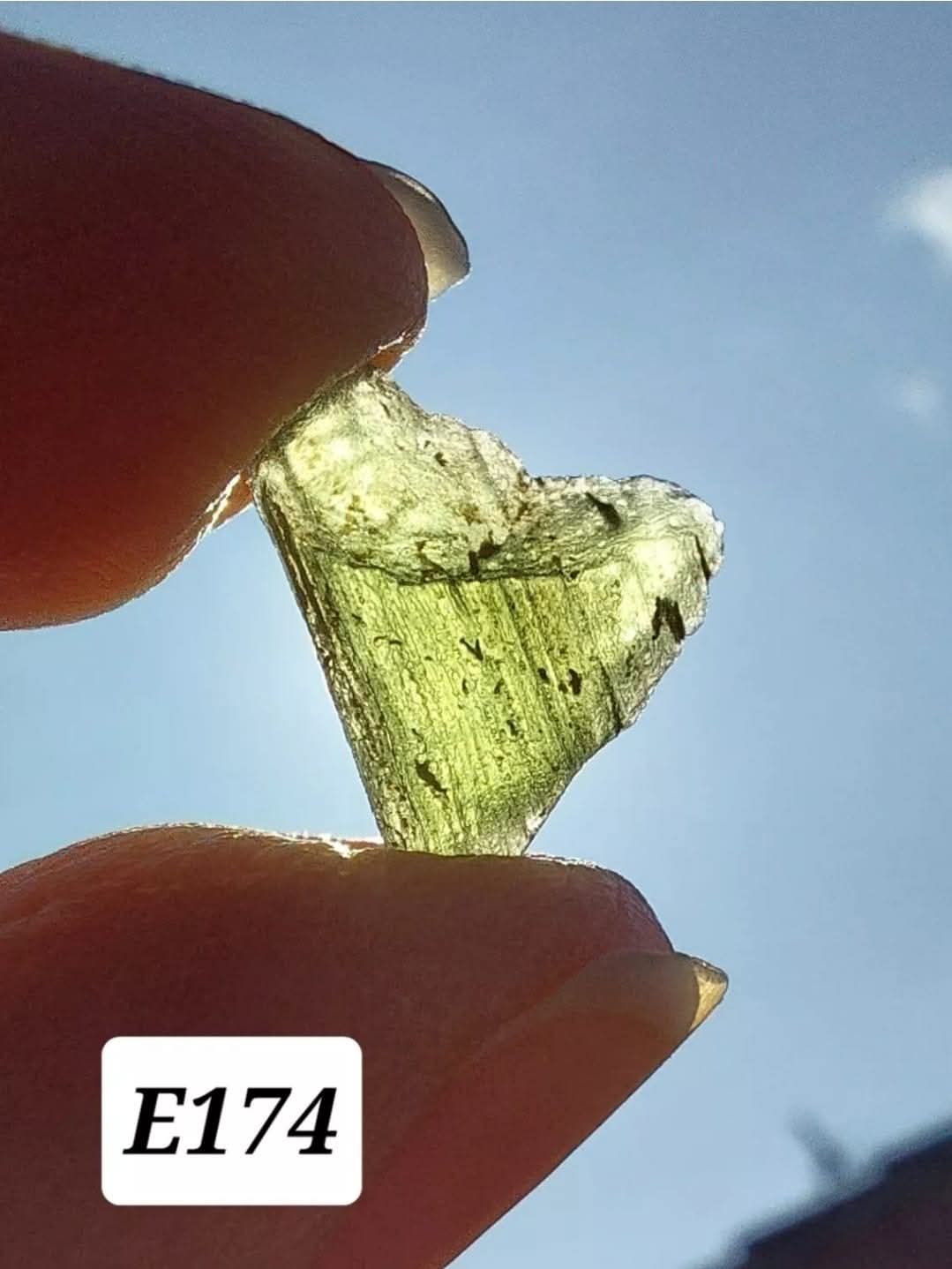 Moldavite Piece, 0.63g, Tektite (Ref: E174)