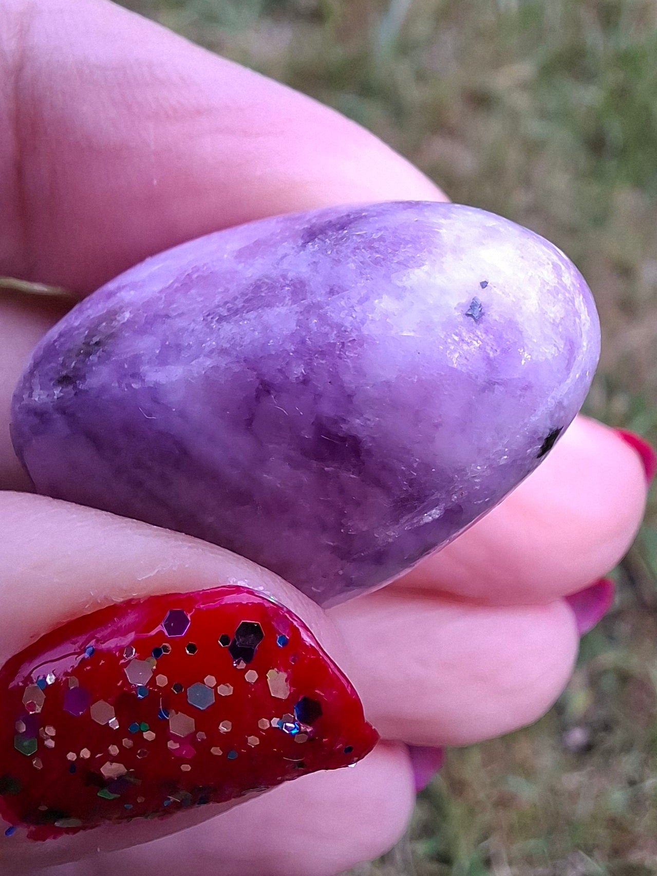 Lepidolite, Tumble Stone, Crystal (Ref: T113)