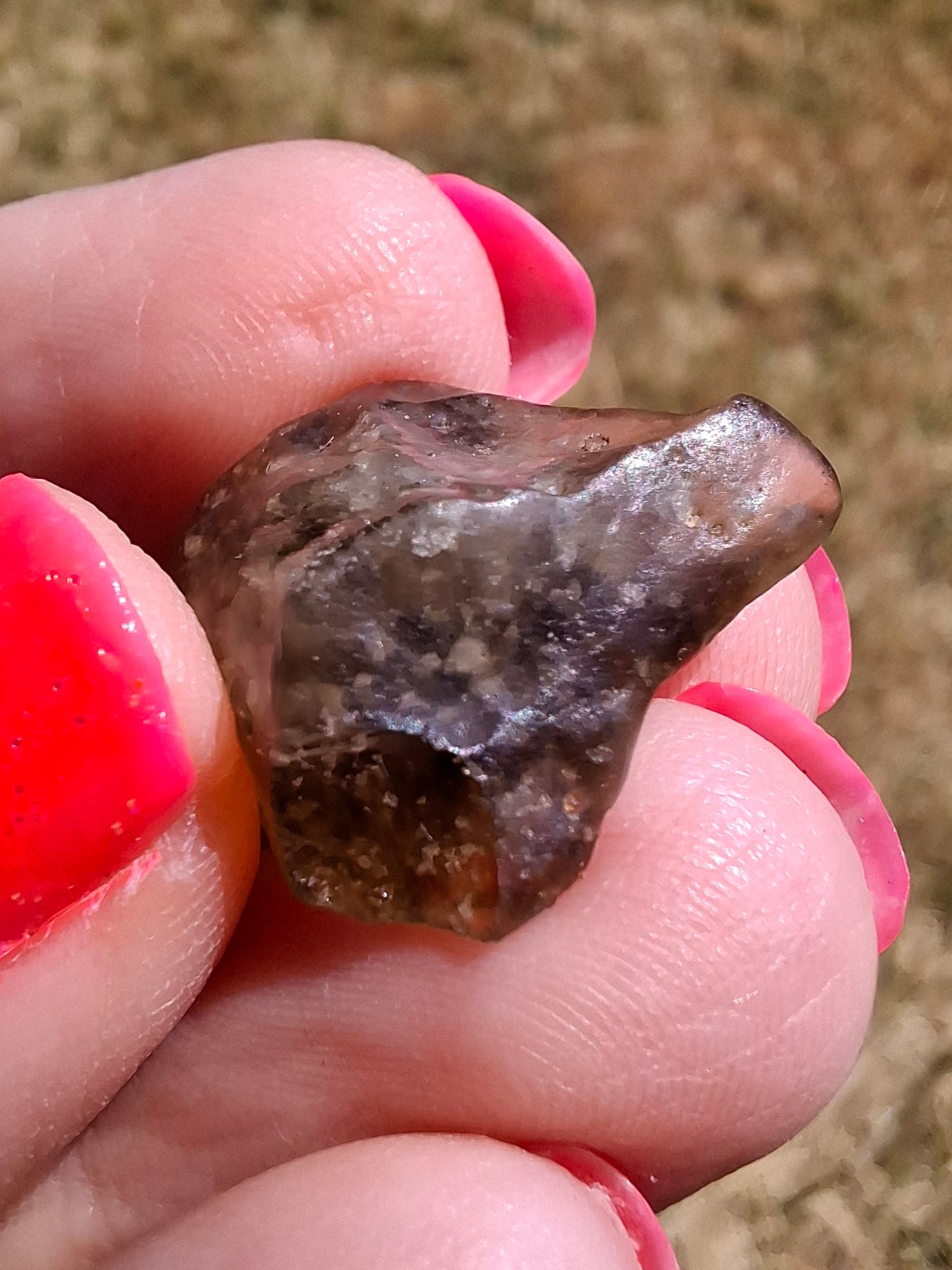 Libyan Desert Glass (darker) Piece, 3.40g, Tektite (Ref: L1362)