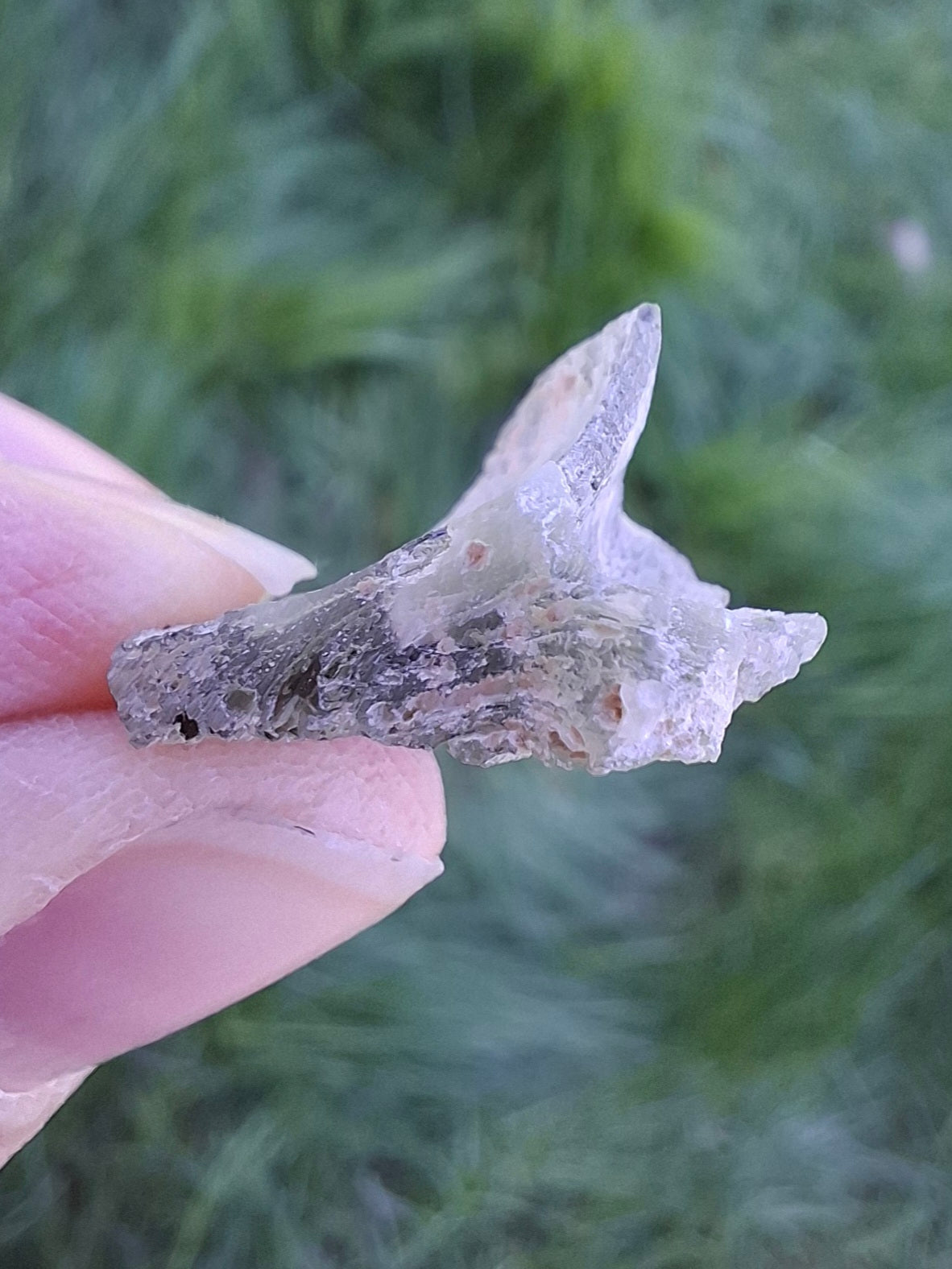 Moldavite Piece, SNOWFLAKE, FROSTED, BARTOCHOV, 3.47g, Tektite (Ref: 1368)