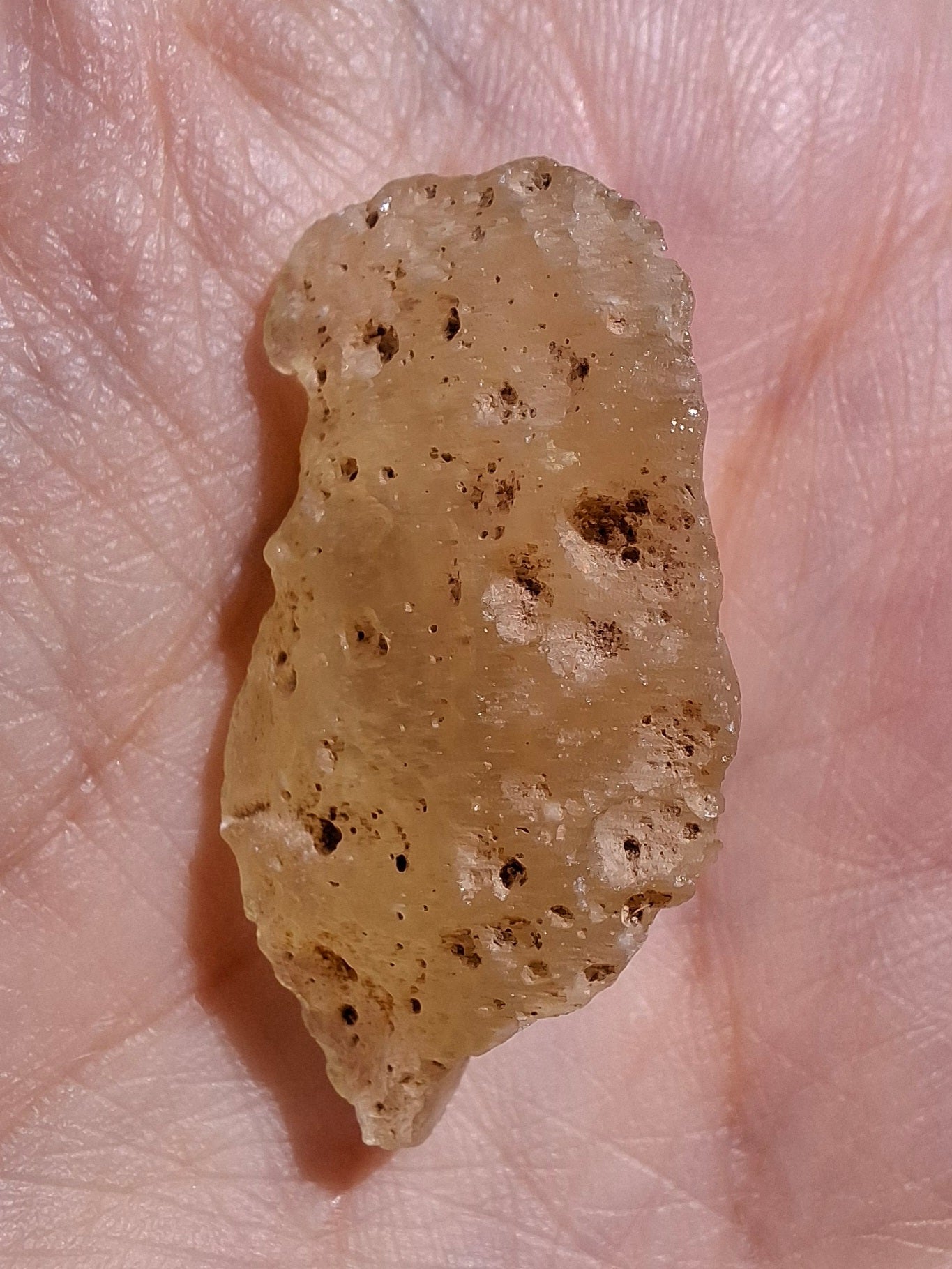 Libyan Desert Glass Piece 6.33g, Tektite